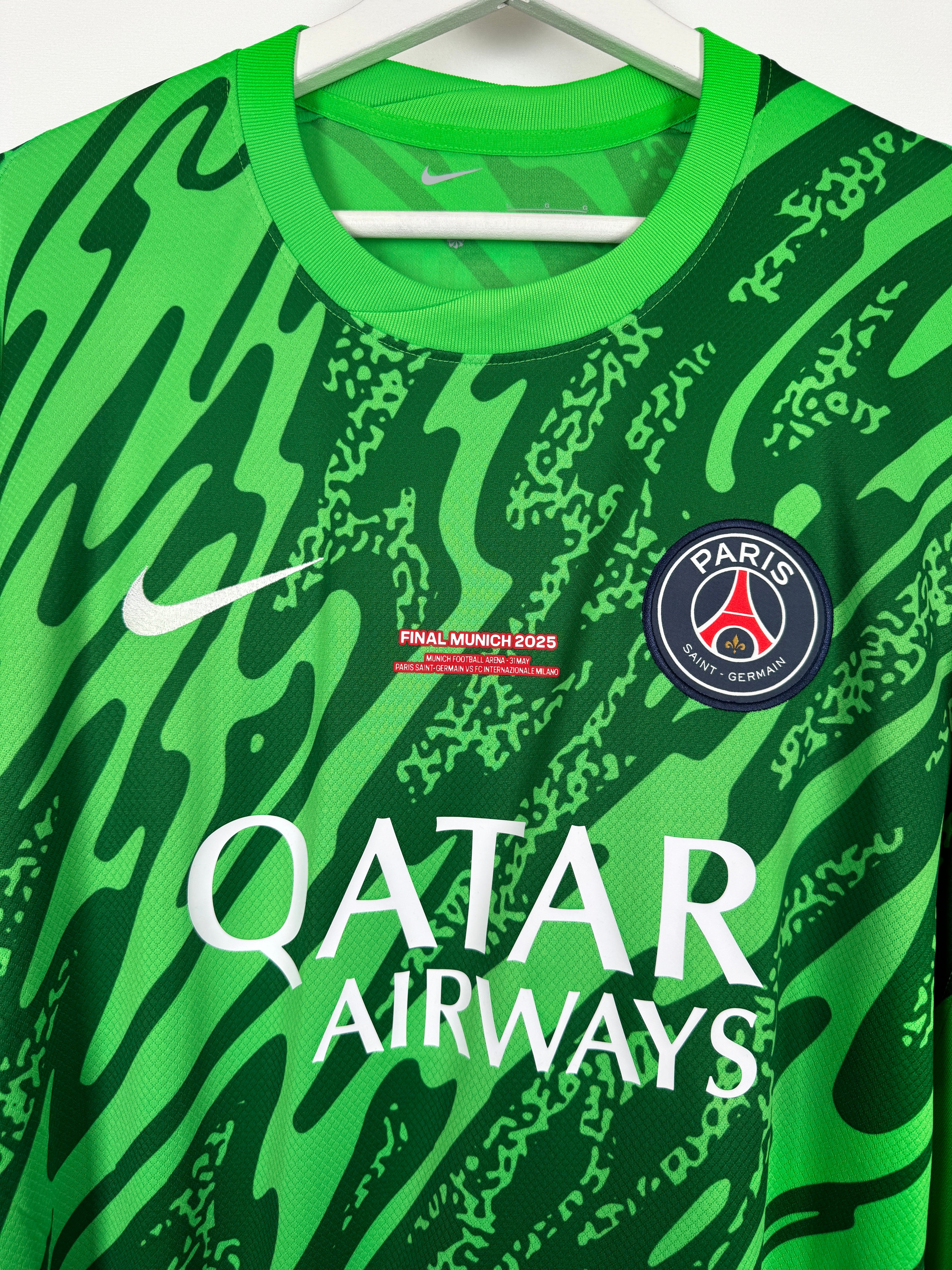 PSG 2024/2025 FOOTBALL JERSEY GOALKEEPER - DONNARUMMA #1 (L)