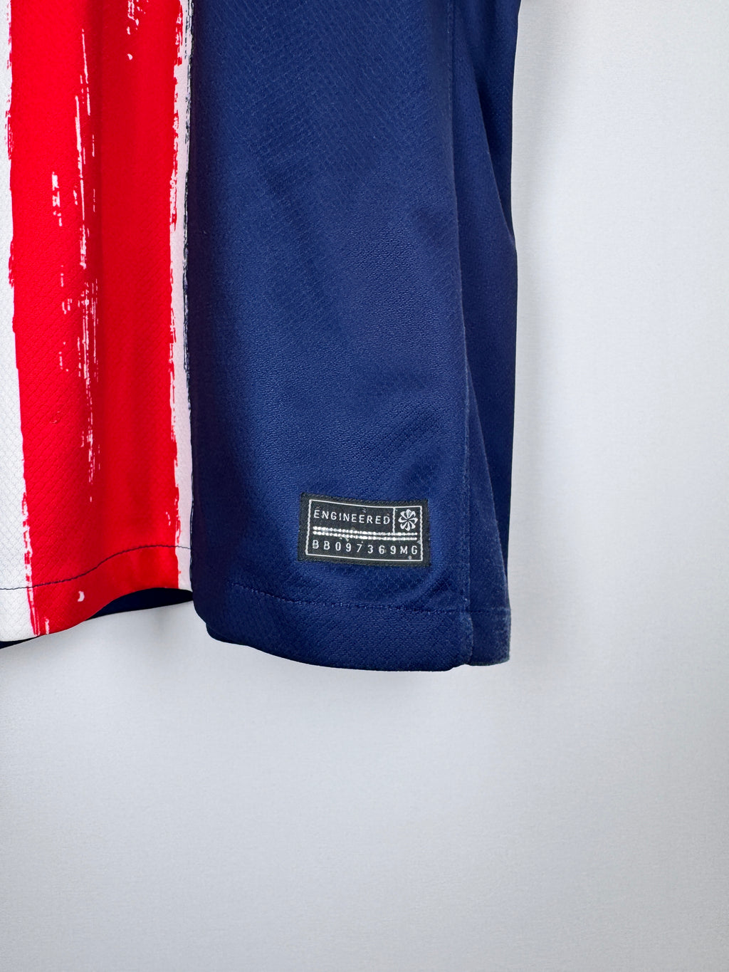 PSG FOOTBALL JERSEY 1997/1998 HOME - NGOTTY #4 (S)