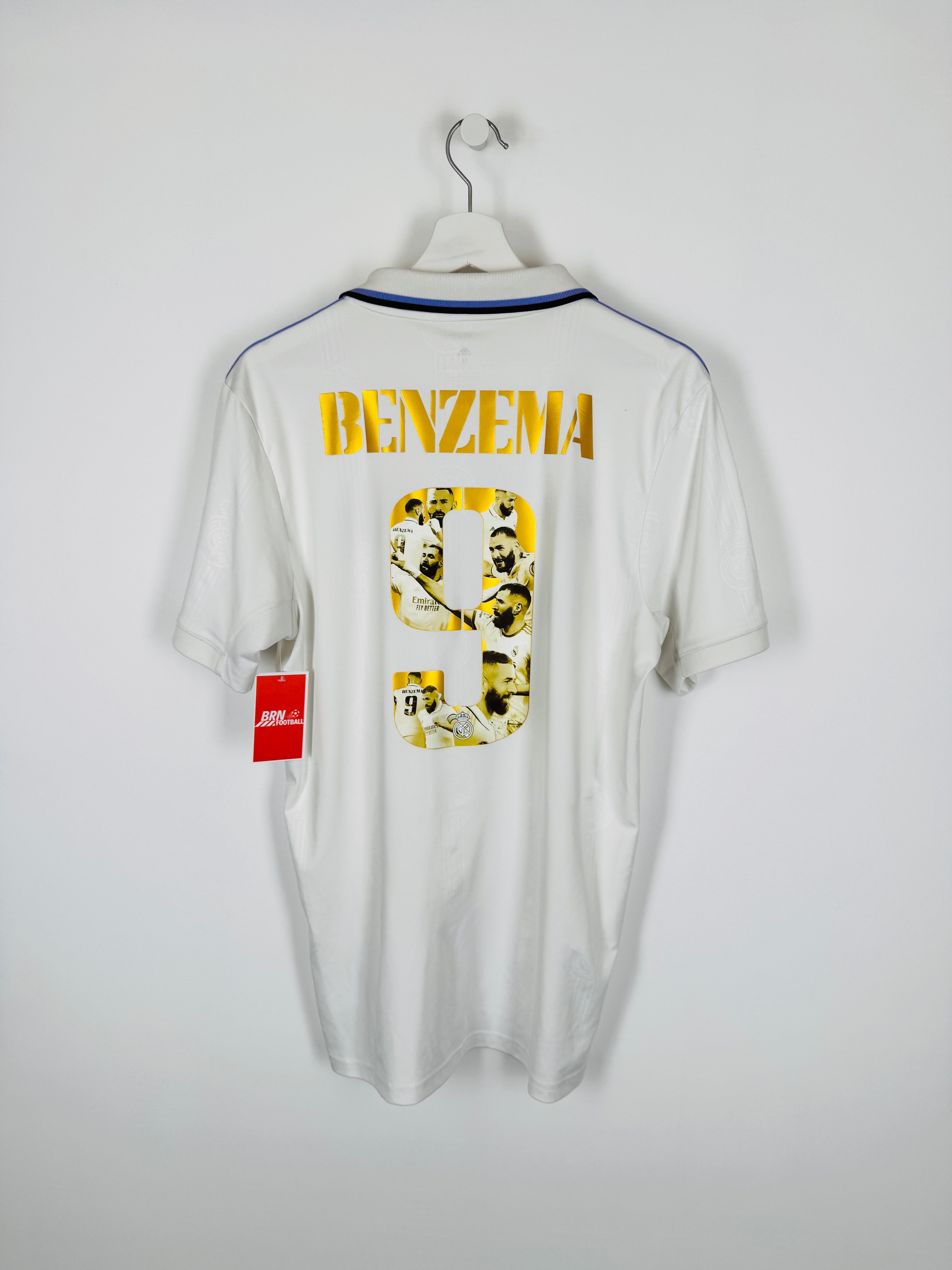 REAL MADRID 2022/2023 HOME FOOTBALL JERSEY - BENZEMA #9 BALLON D'OR (M)