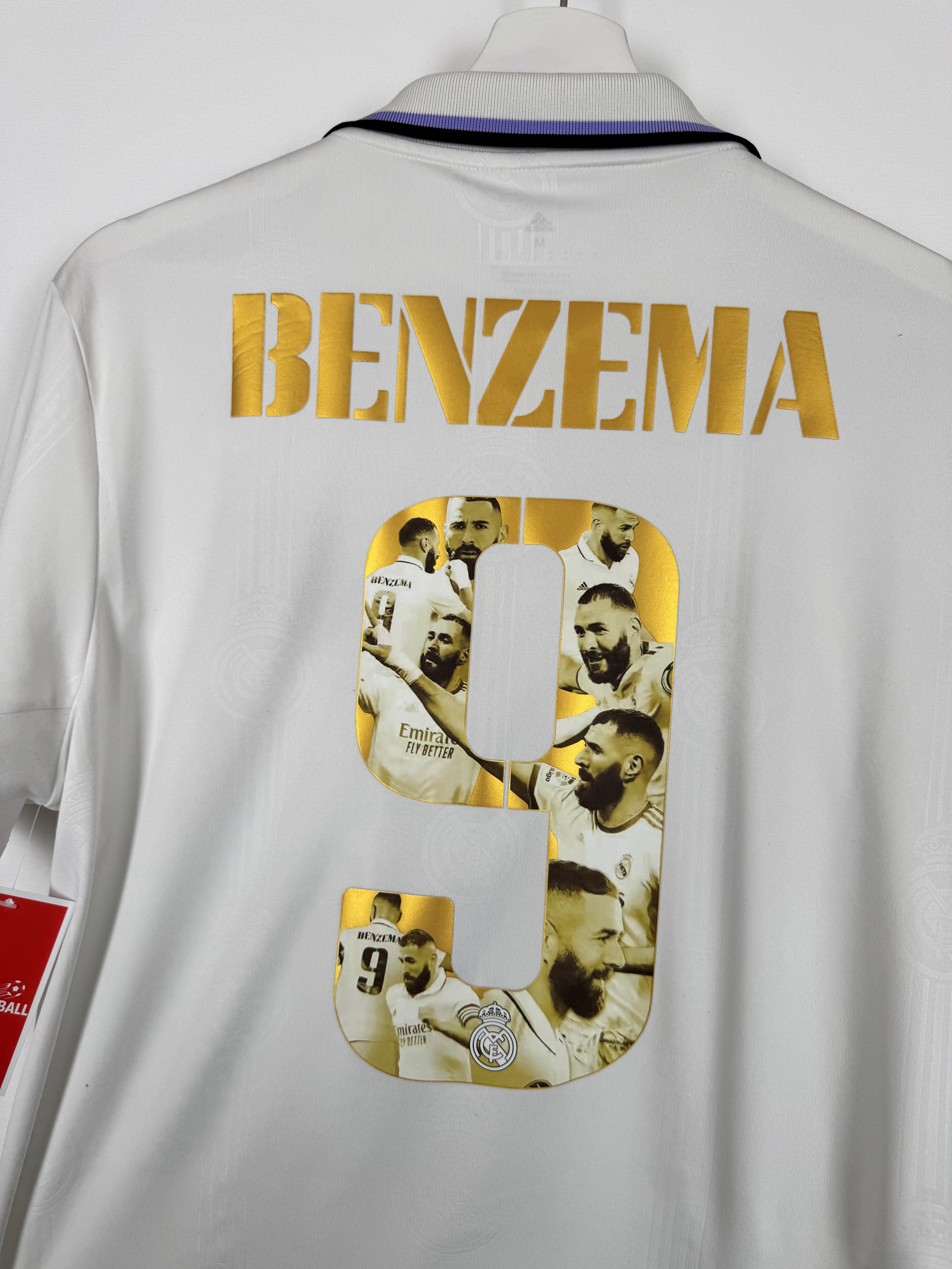 REAL MADRID 2022/2023 HOME FOOTBALL JERSEY - BENZEMA #9 BALLON D'OR (M)