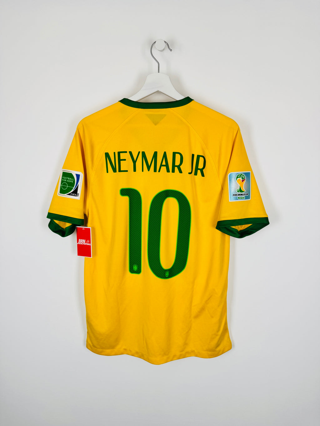 BRAZIL 2014 HOME FOOTBALL SHIRT - NEYMAR JR #10 (M)