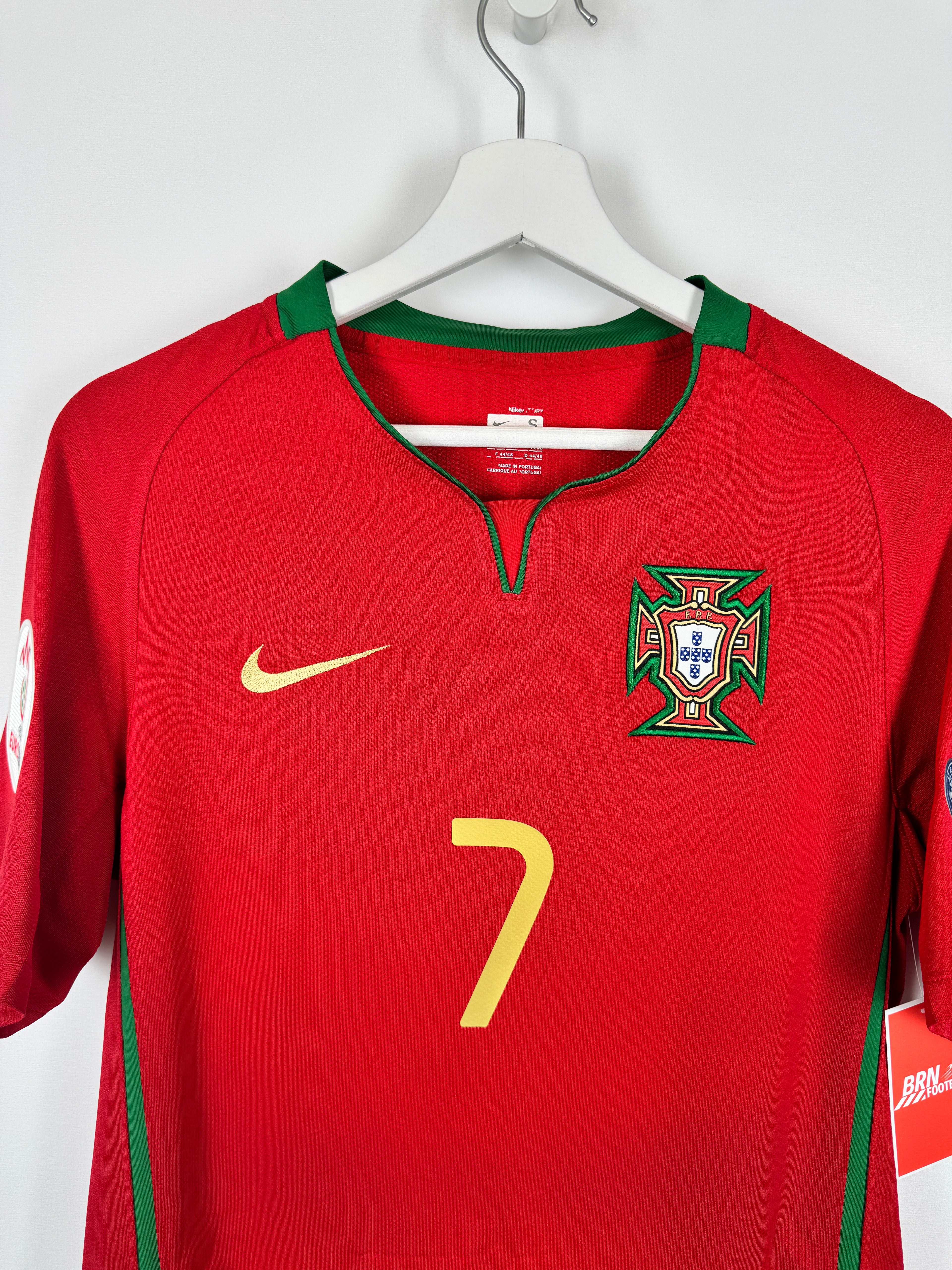 PORTUGAL 2008 HOME FOOTBALL JERSEY - C.RONALDO #7 (S)