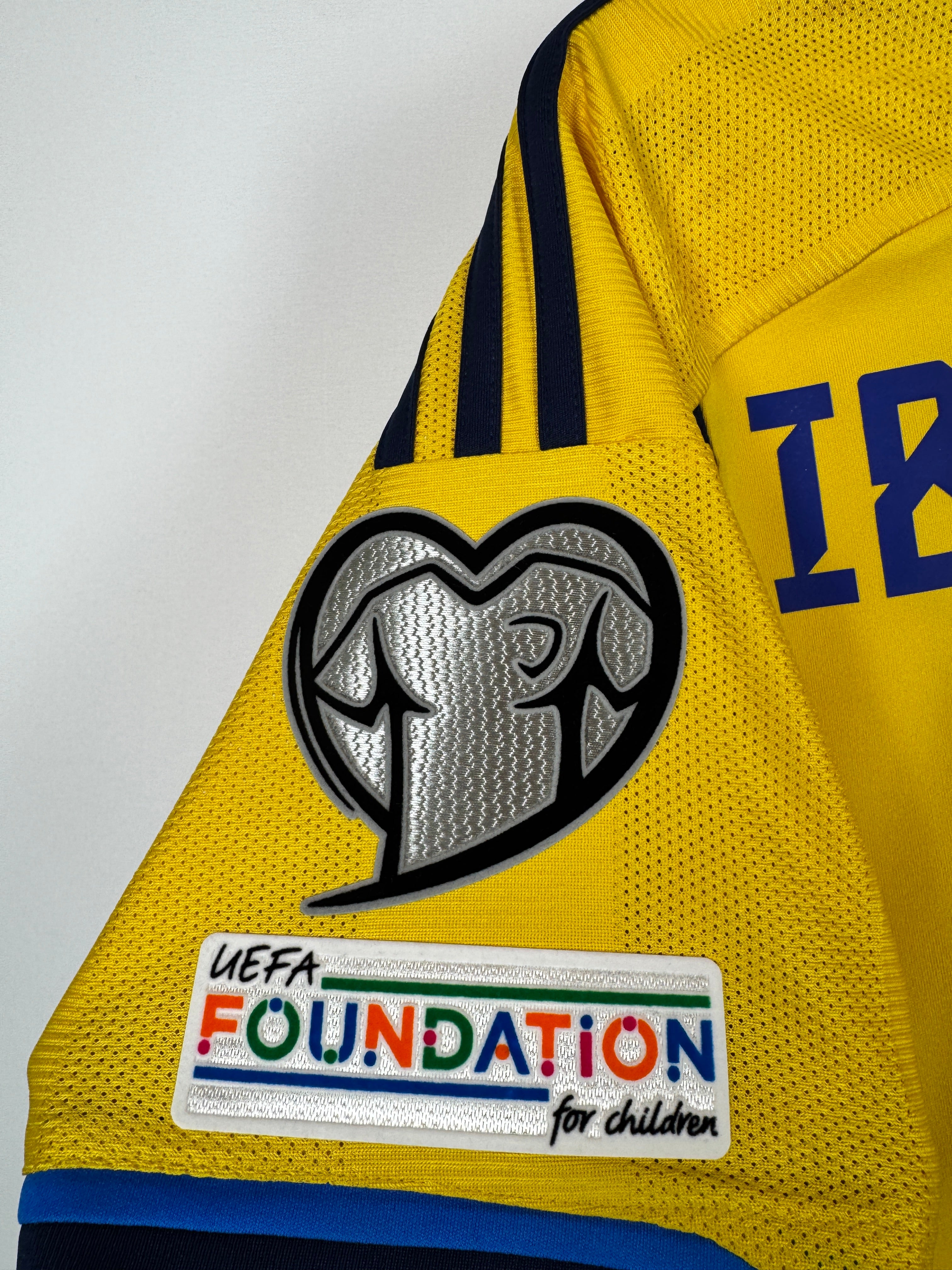 SWEDEN 2022 HOME FOOTBALL JERSEY - IBRAHIMOVIC #11 (M)