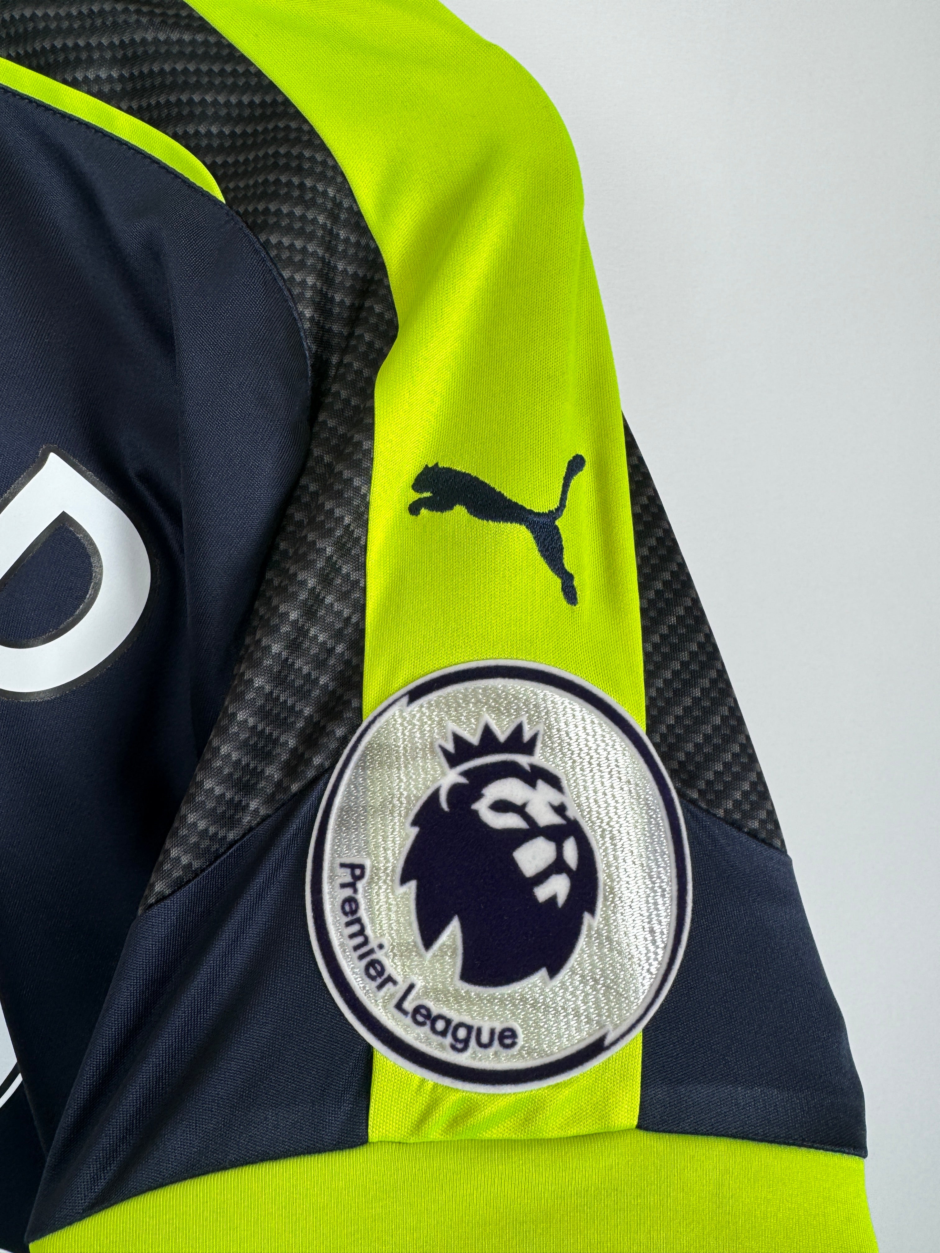 ARSENAL FOOTBALL JERSEY 2016/2017 THIRD - GIROUD #12 (S)