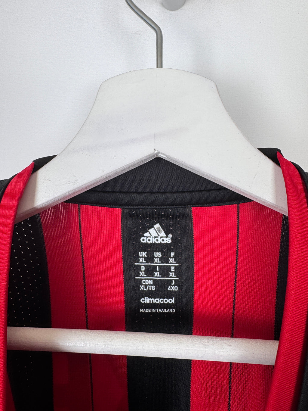 PSG FOOTBALL JERSEY 1997/1998 HOME - NGOTTY #4 (S)