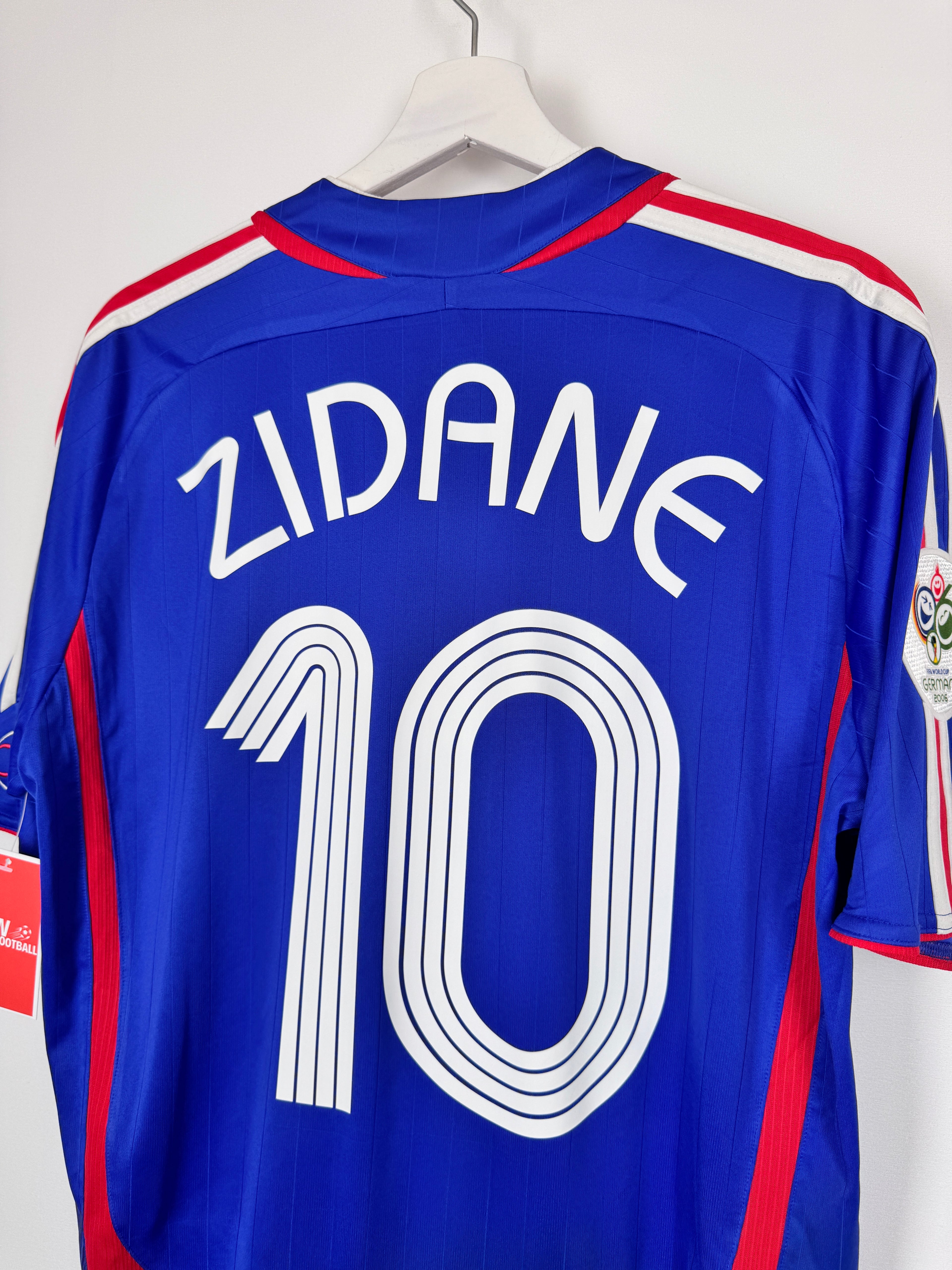 MAILLOT DE FOOTBALL ÉQUIPE DE FRANCE 2006 DOMICILE - ZINÉDINE ZIDANE #10 (L)