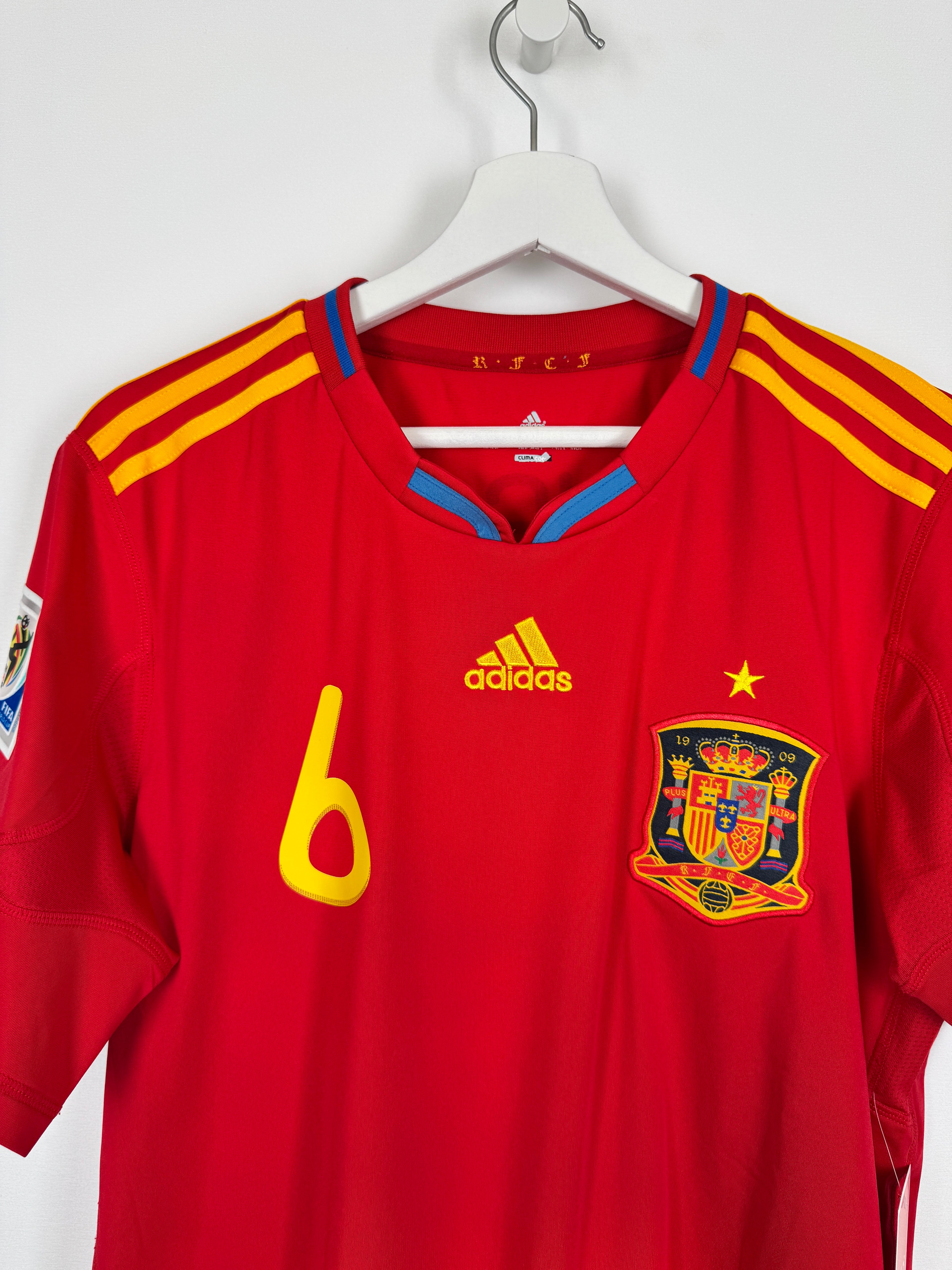 SPAIN 2010 HOME FOOTBALL SHIRT - A. INIESTA #6 (S)