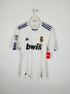 REAL MADRID 2010/2011 HOME FOOTBALL SHIRT - RONALDO #7 (S)
