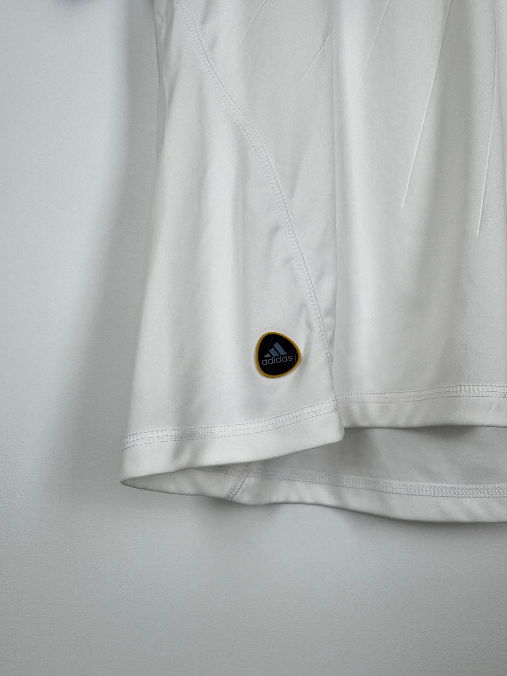 REAL MADRID 2010/2011 HOME FOOTBALL SHIRT - RONALDO #7 (S)