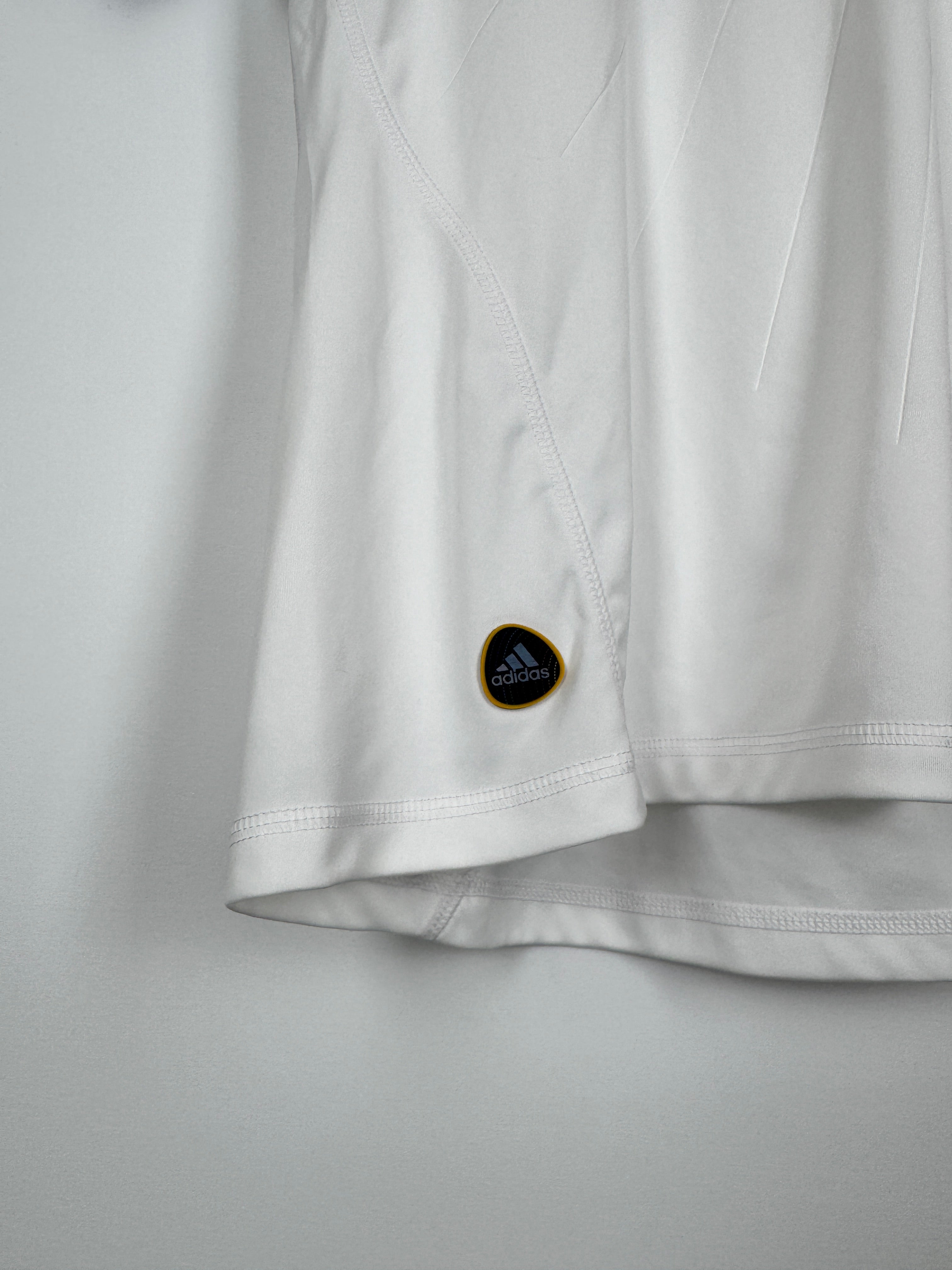 REAL MADRID 2010/2011 HOME FOOTBALL SHIRT - RONALDO #7 (S)