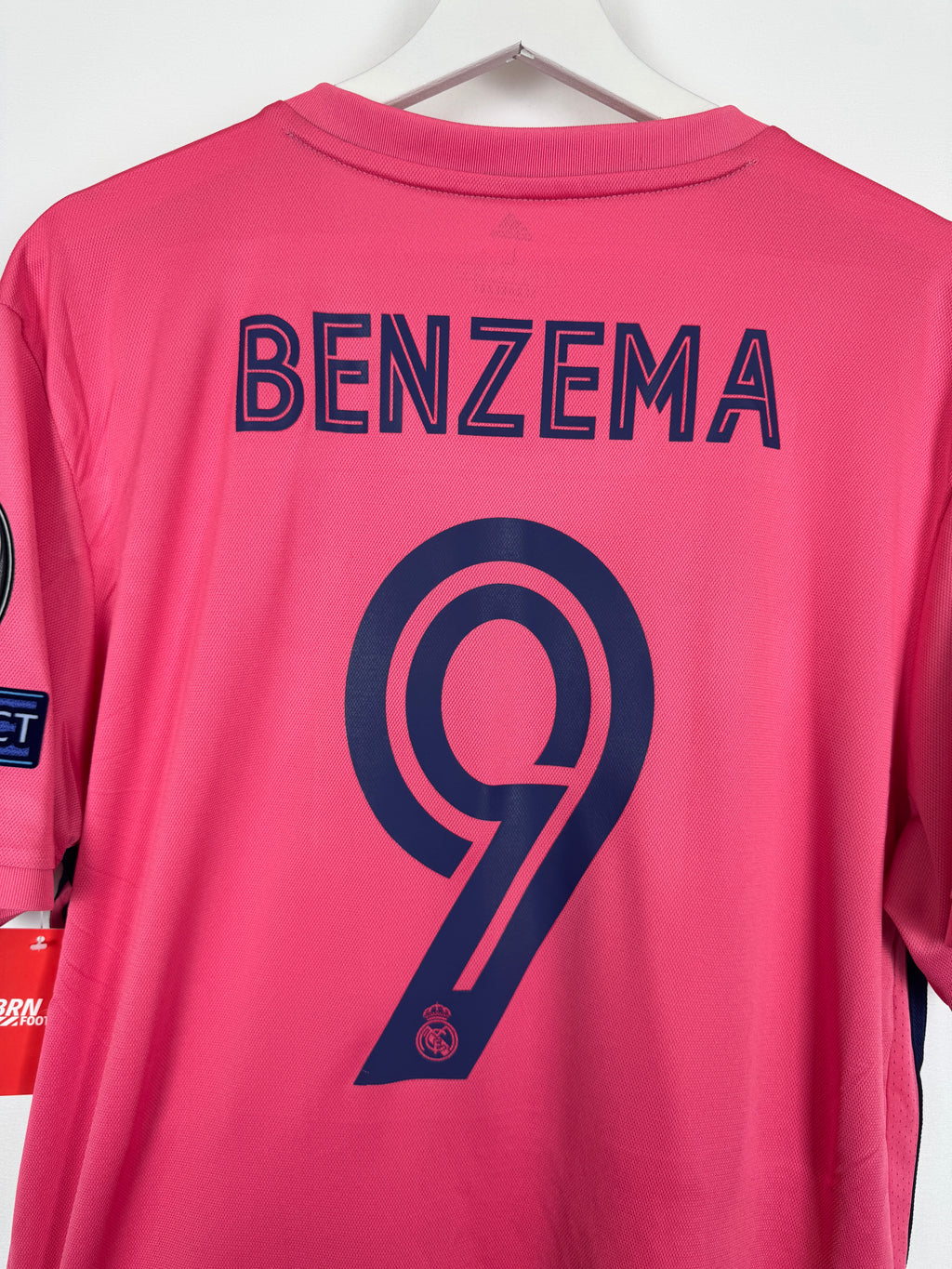REAL MADRID 2020/2021 AWAY FOOTBALL JERSEY - BENZEMA #9 (L)