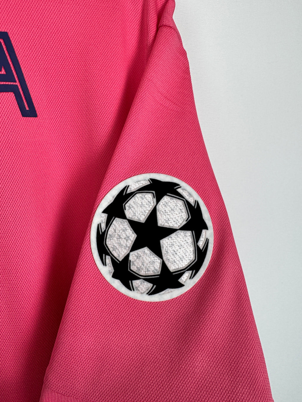 REAL MADRID 2020/2021 AWAY FOOTBALL JERSEY - BENZEMA #9 (L)