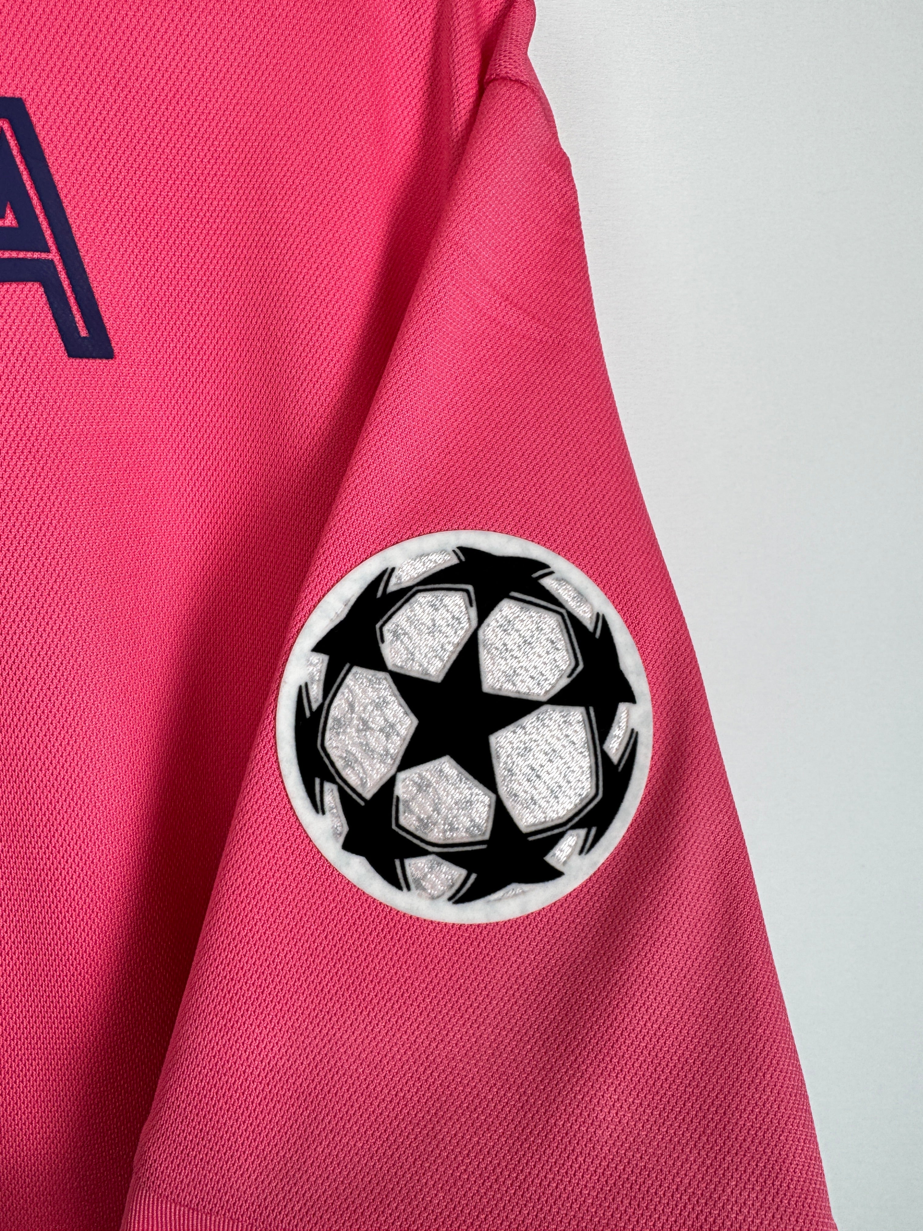 REAL MADRID 2020/2021 AWAY FOOTBALL JERSEY - BENZEMA #9 (L)