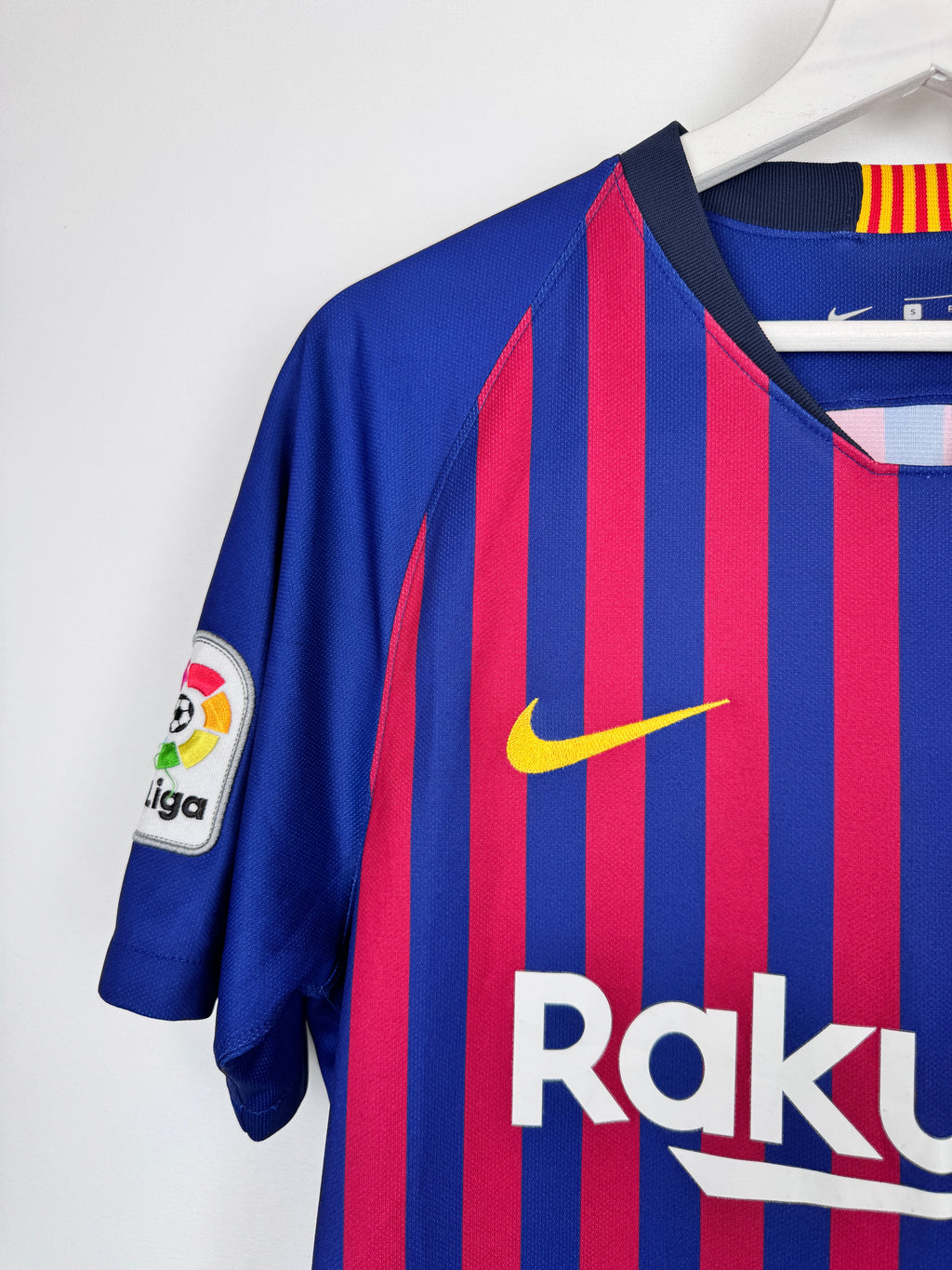 MAILLOT DE FOOTBALL BARCELONE 2018/2019 DOMICILE - LEO MESSI #10 (S)