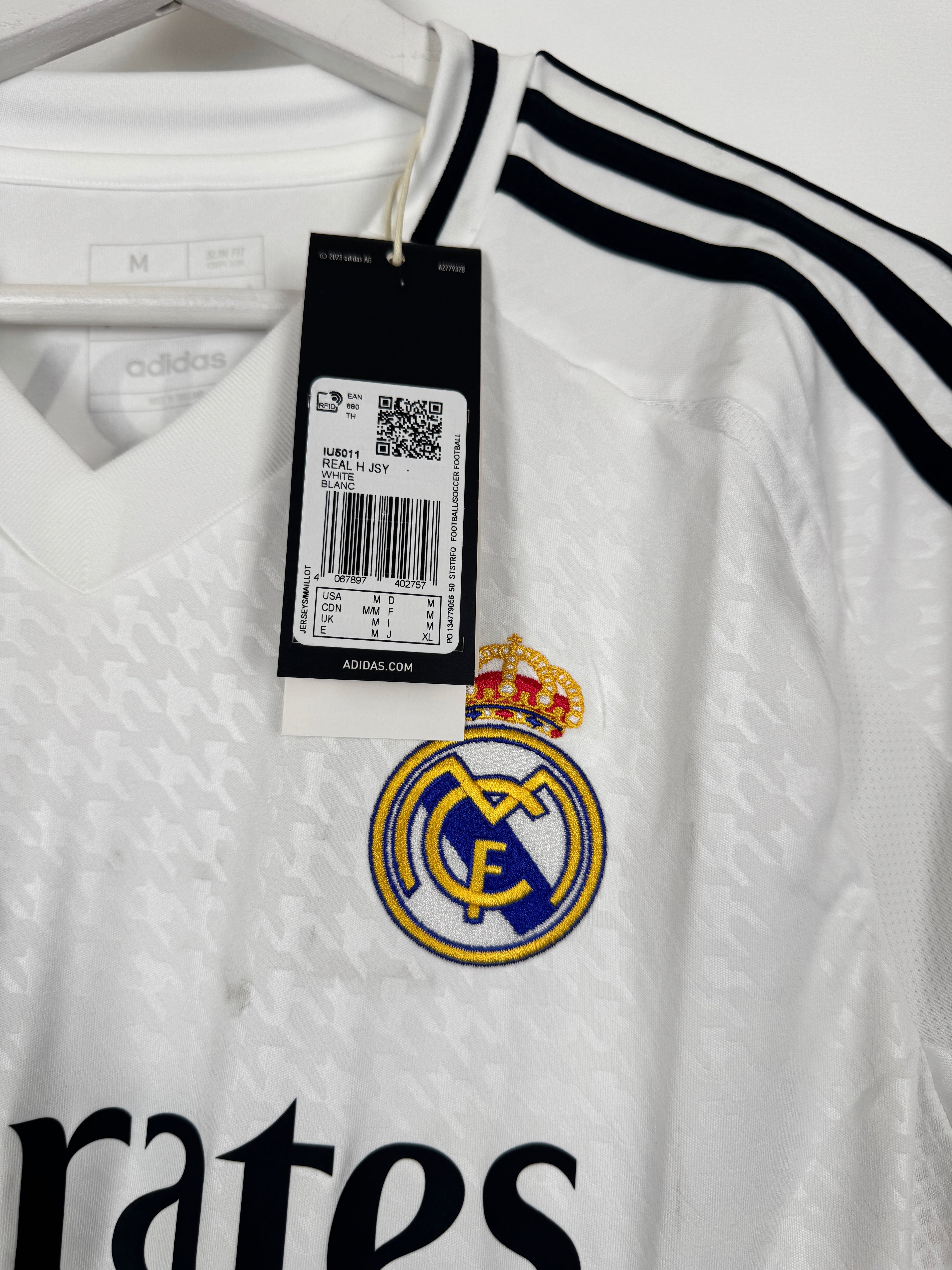 REAL MADRID 2024/2025 HOME FOOTBALL JERSEY - RODRYGO #11 (M)
