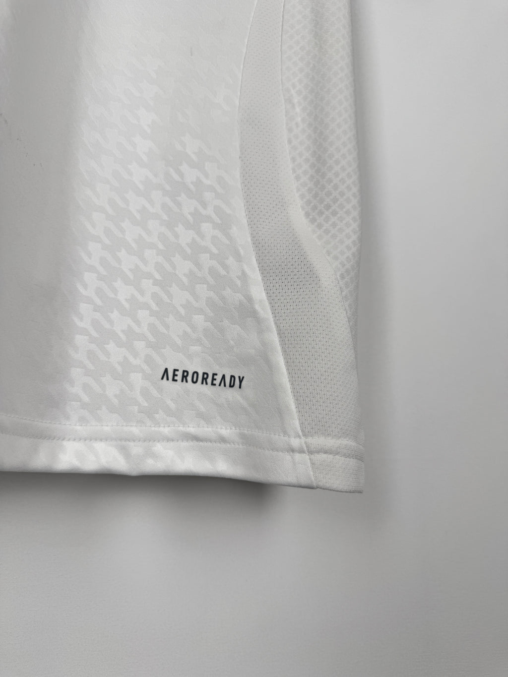REAL MADRID 2024/2025 HOME FOOTBALL JERSEY - RODRYGO #11 (M)