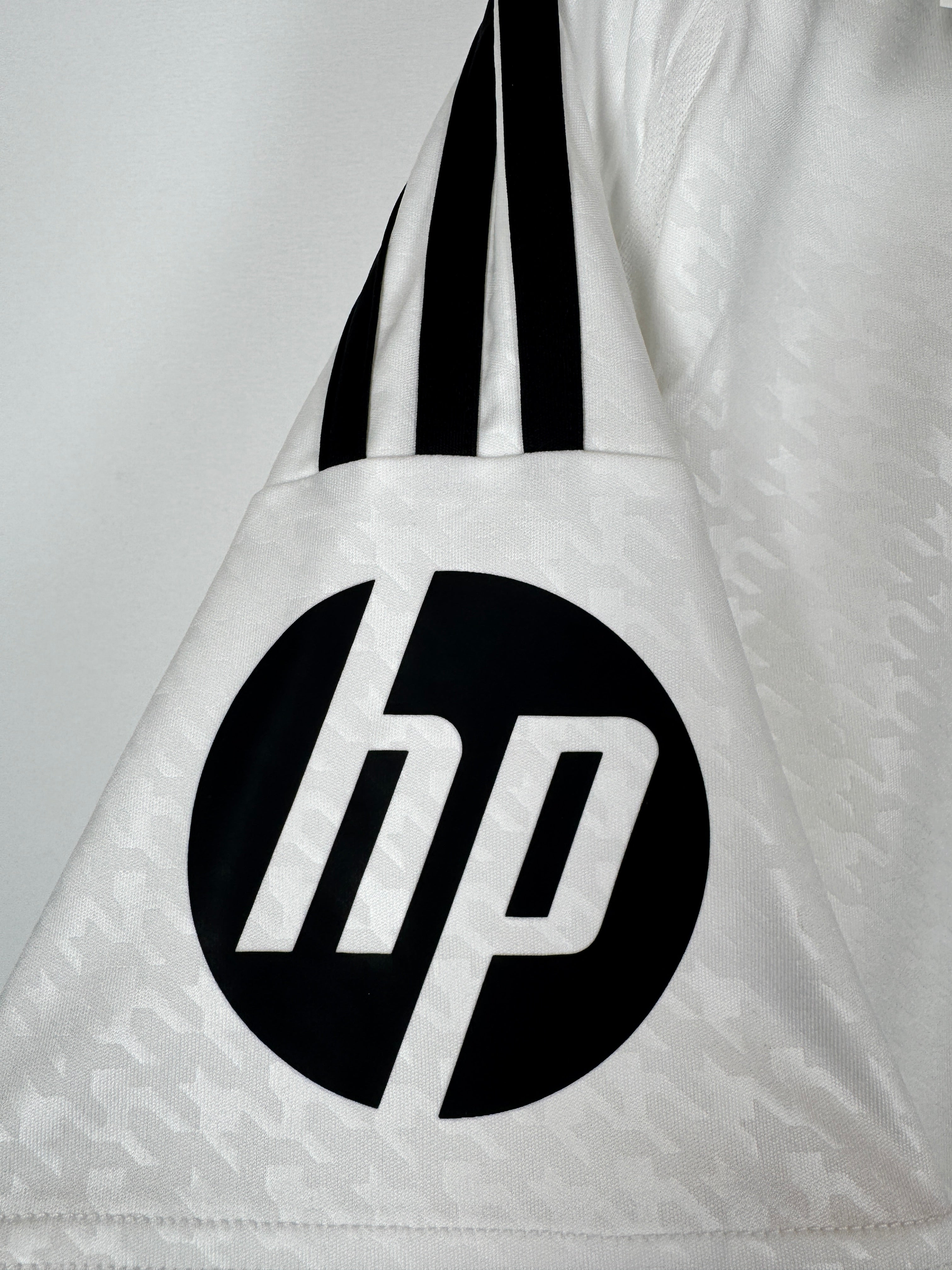 REAL MADRID 2024/2025 HOME FOOTBALL JERSEY - MBAPPÉ #9 (M)