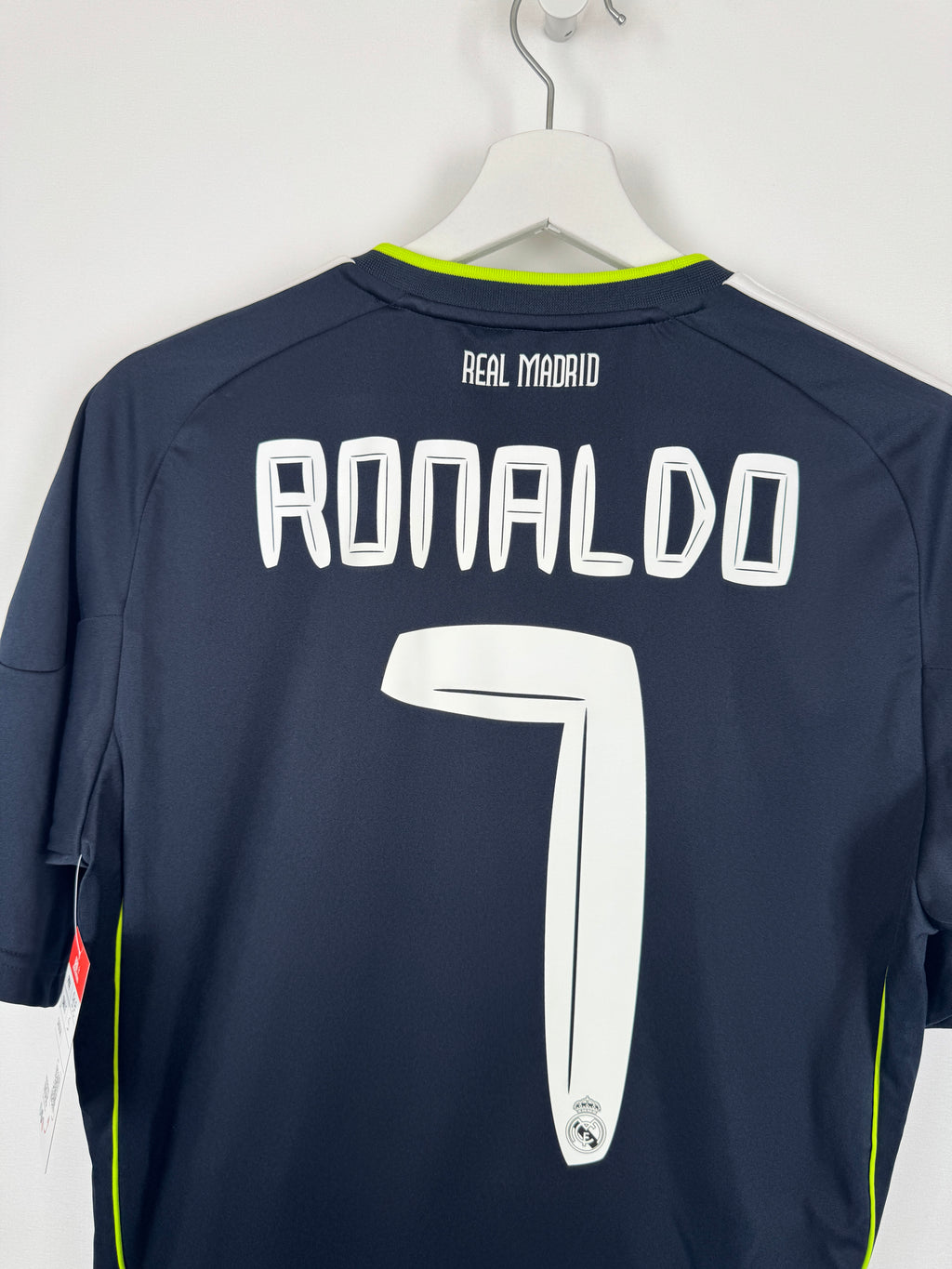 REAL MADRID 2010/2011 AWAY FOOTBALL SHIRT - RONALDO #7 (S)