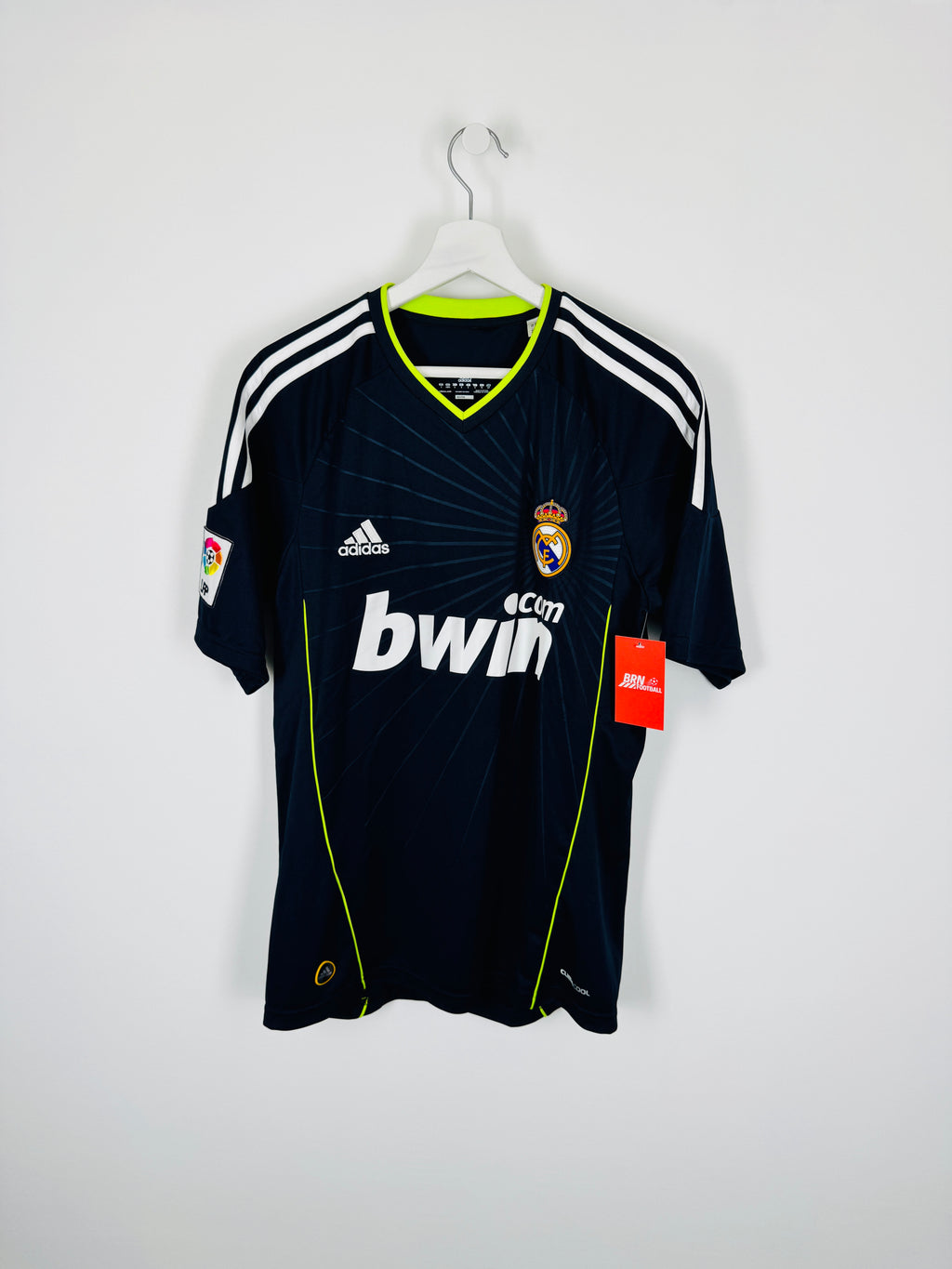 REAL MADRID 2010/2011 AWAY FOOTBALL SHIRT - RONALDO #7 (S)