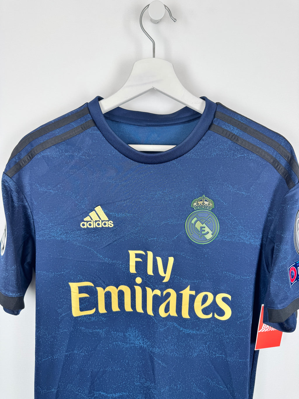 REAL MADRID 2019/2020 AWAY FOOTBALL JERSEY - BENZEMA #9 (L)