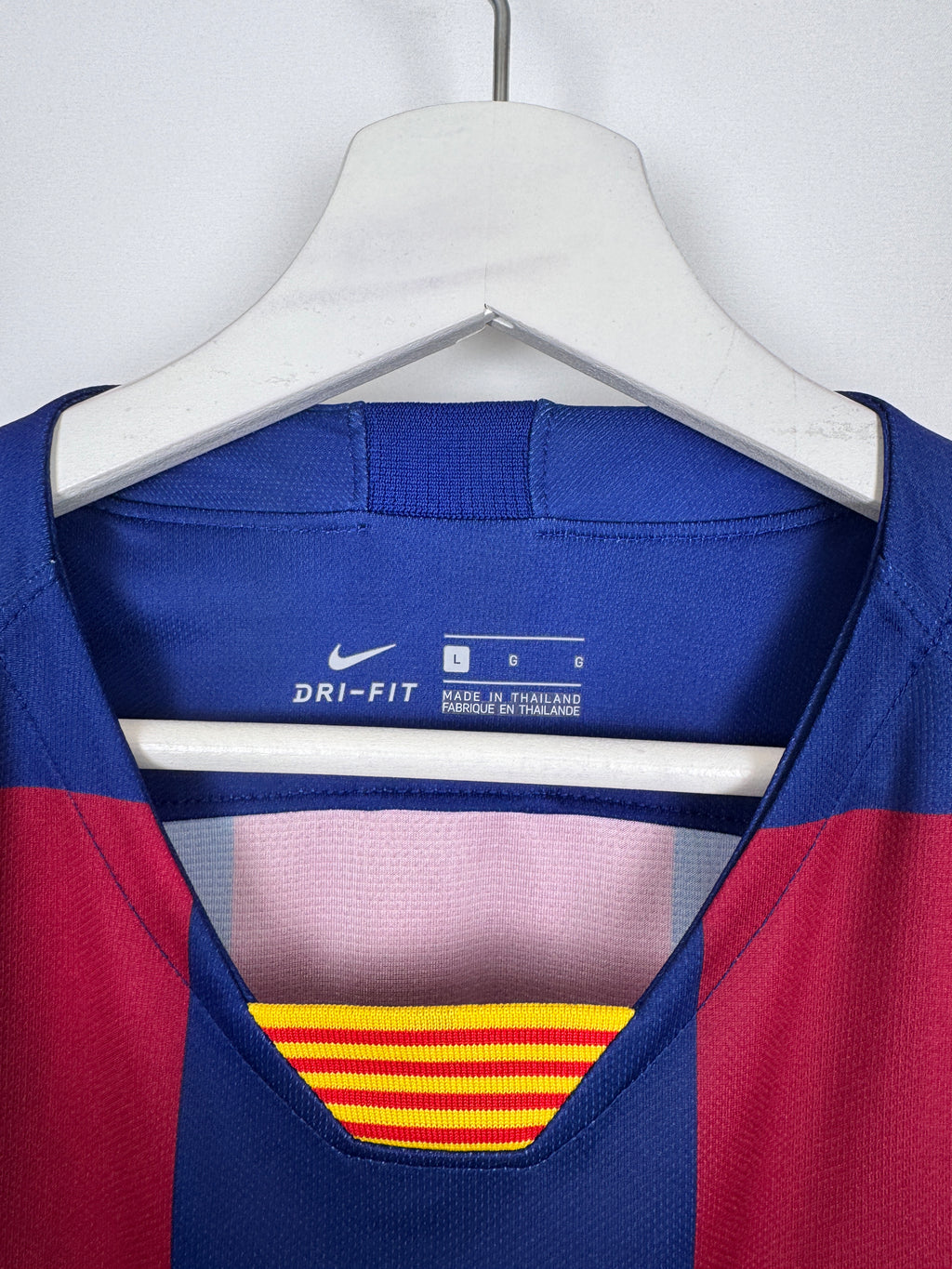 MAILLOT DE FOOTBALL BARCELONE 2019/2020 DOMICILE - LEO MESSI #10 (L)