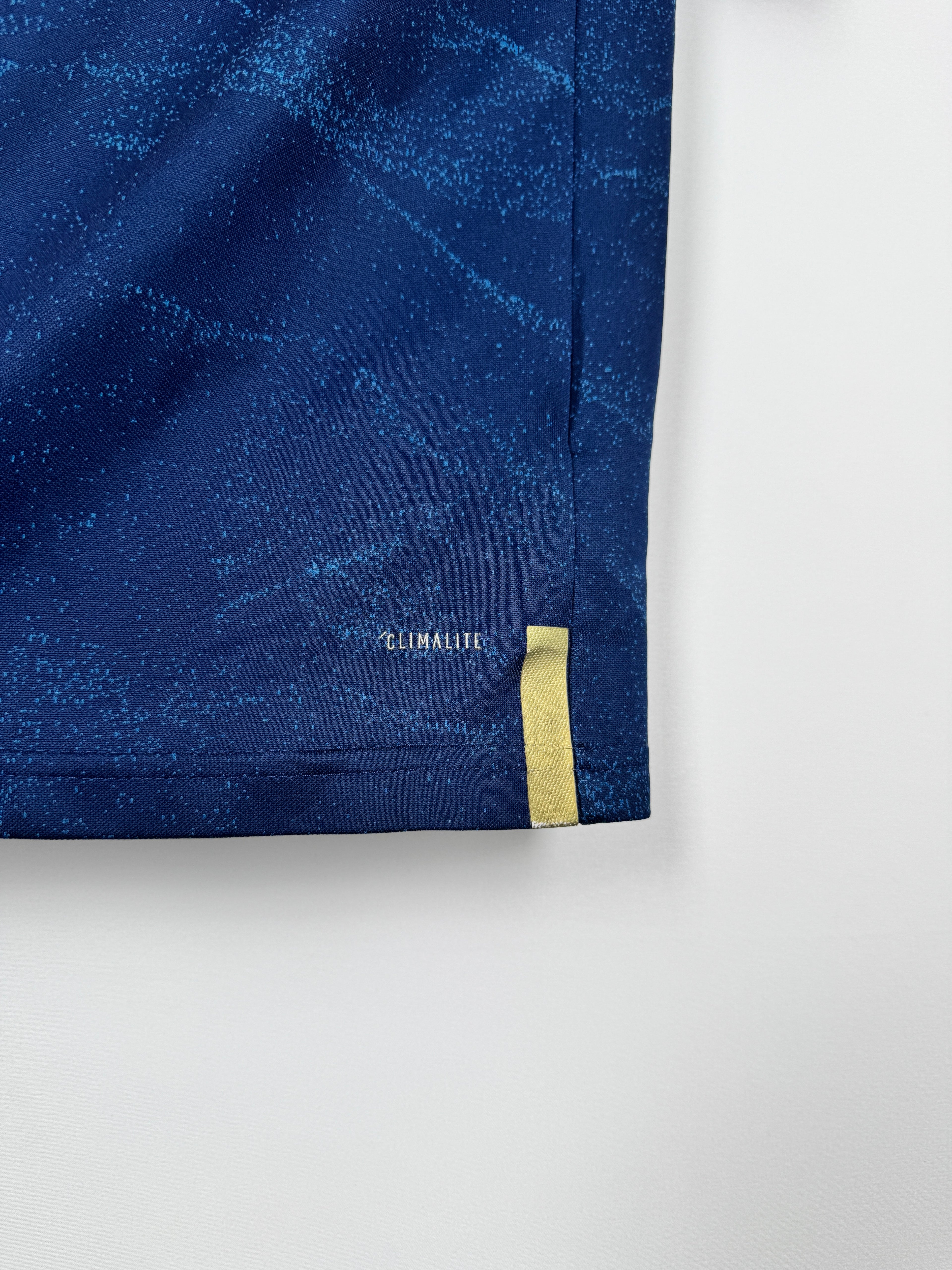 REAL MADRID 2019/2020 AWAY FOOTBALL JERSEY - BENZEMA #9 (L)