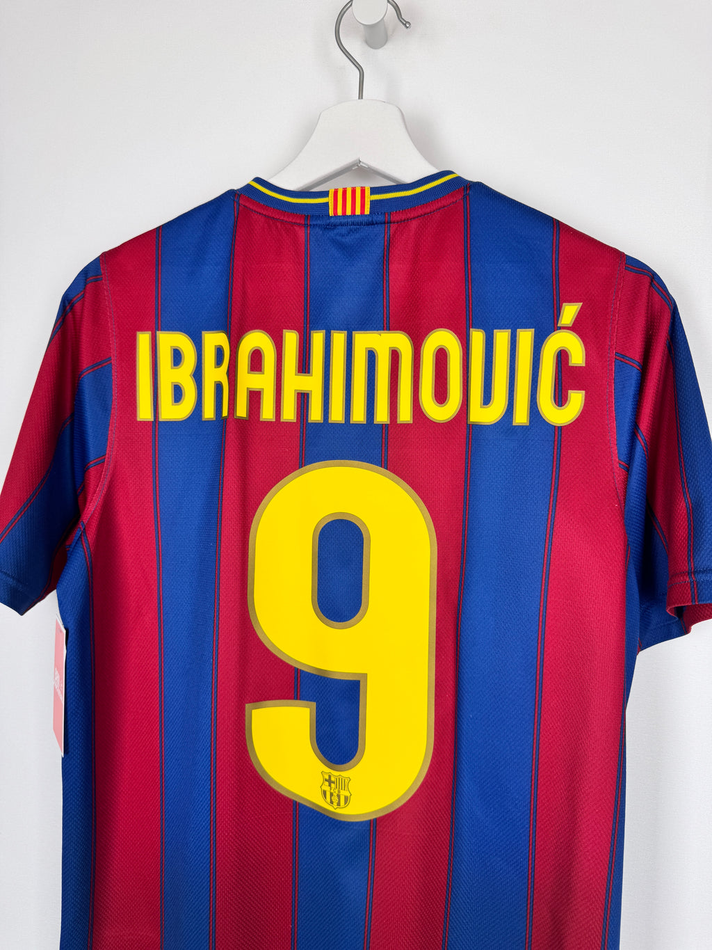 MAILLOT DE FOOTBALL BARCELONE 2009/2010 DOMICILE - ZLATAN IBRAHIMOVIC #9 (S)