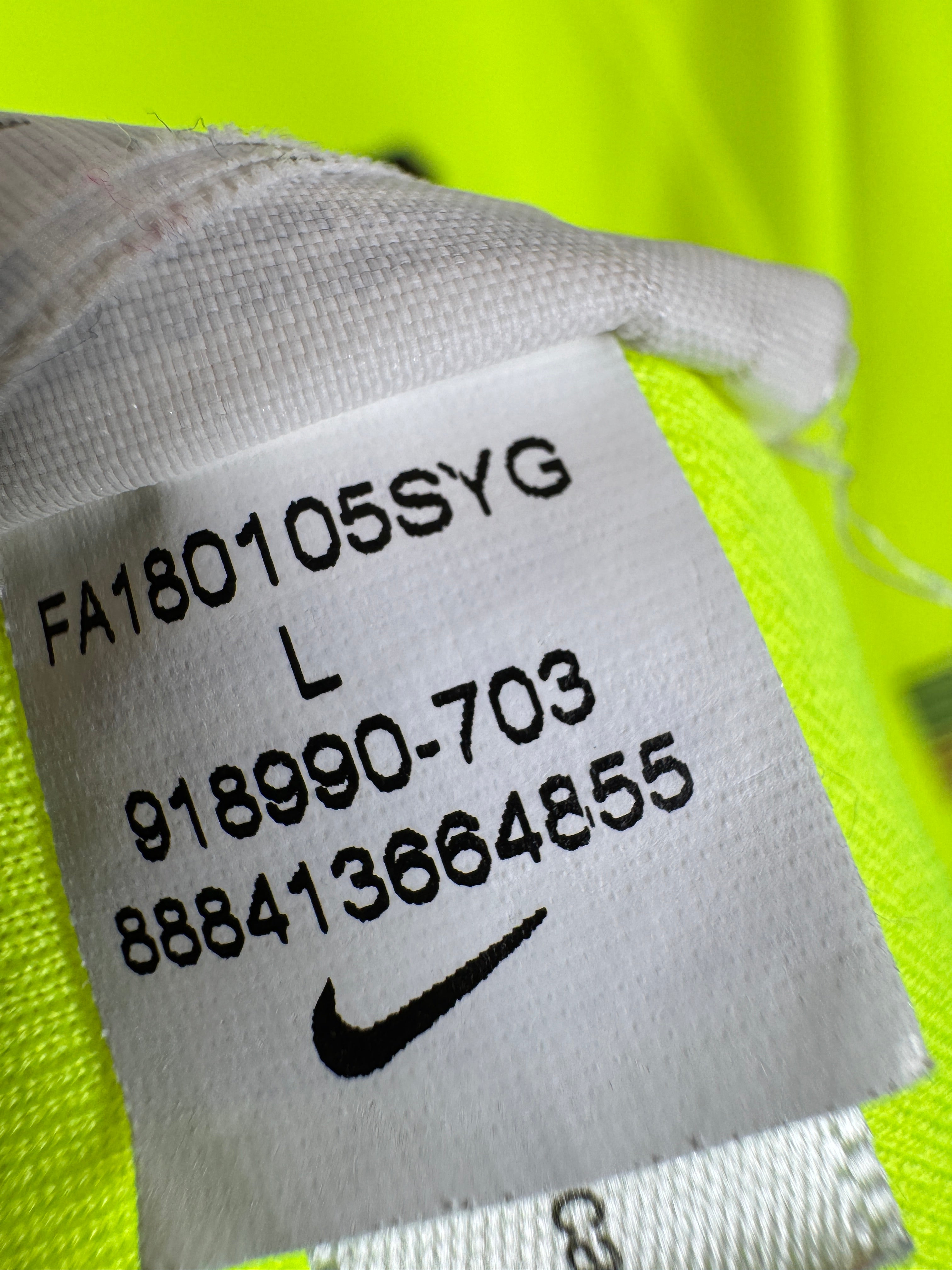 BARCELONA 2018/2019 AWAY FOOTBALL SHIRT - MESSI #10 (L)
