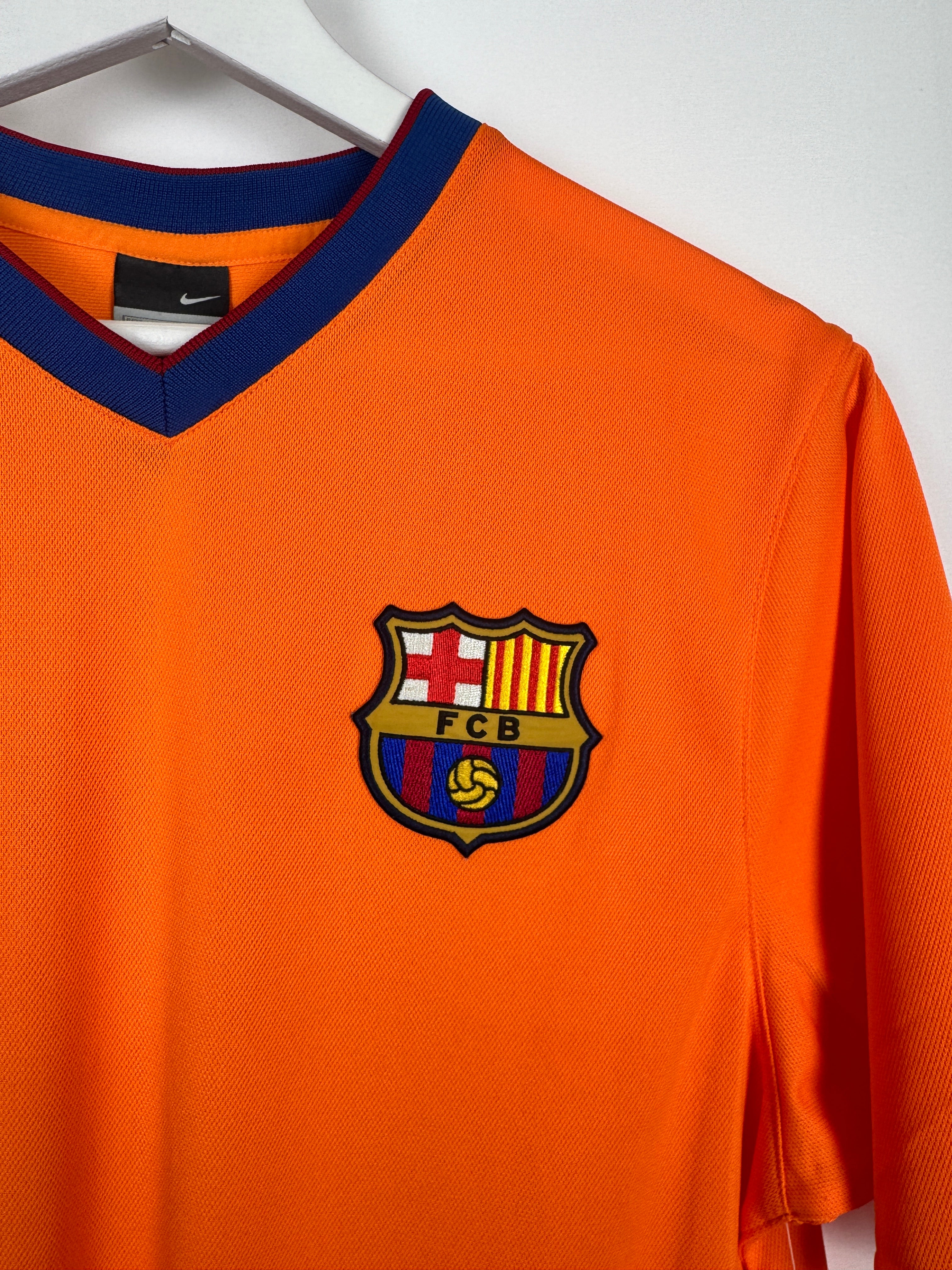 BARCELONA 2006/2008 AWAY FOOTBALL JERSEY - MESSI #19 (M)