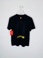 BARCELONA AWAY FOOTBALL SHIRT 2011/2012 (S)