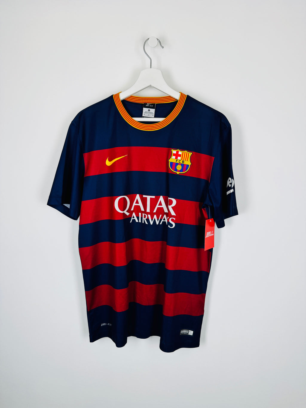 BARCELONA FOOTBALL JERSEY 2015/2016 HOME - NEYMAR JR #11 (M)