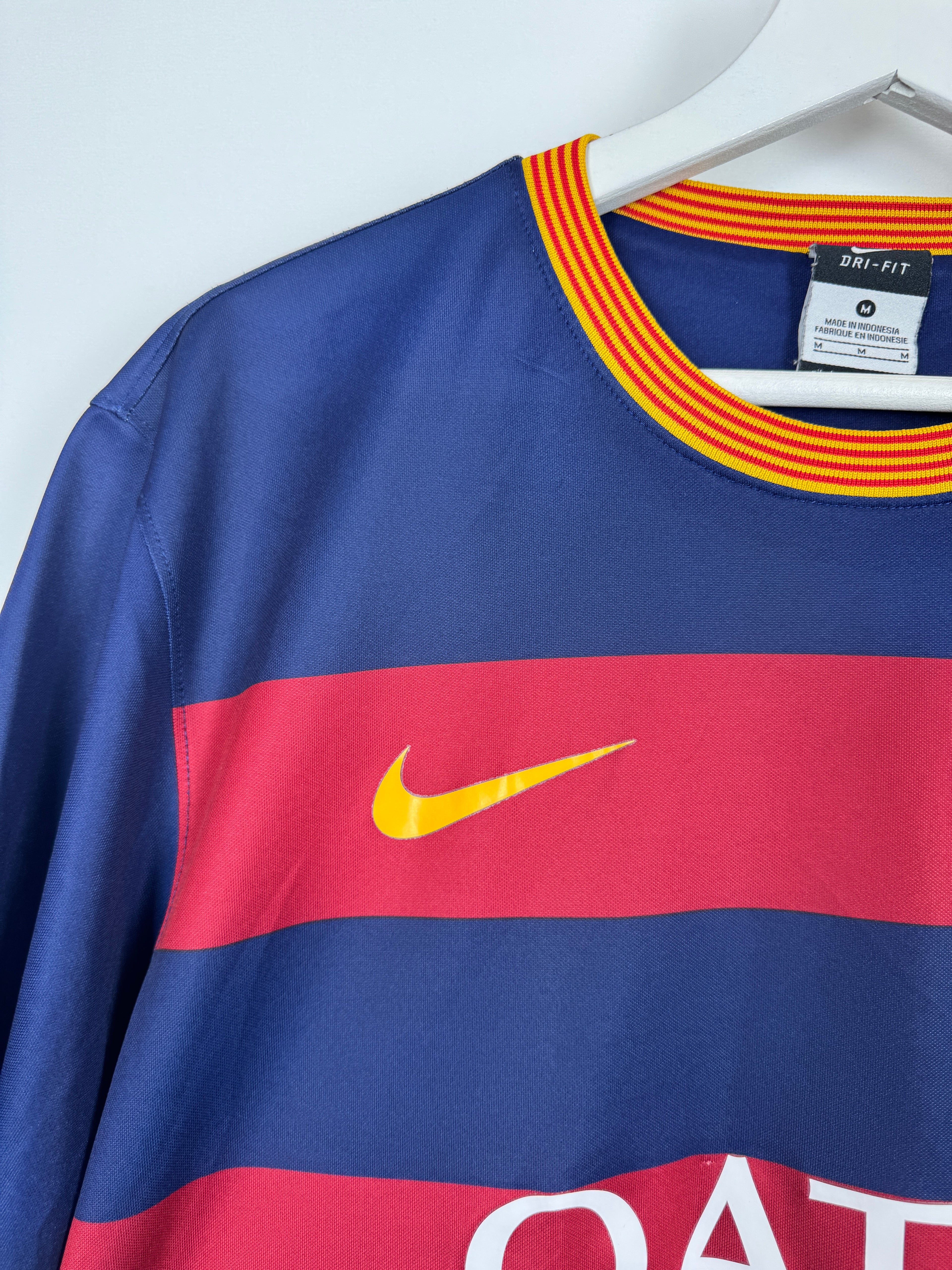 BARCELONA FOOTBALL JERSEY 2015/2016 HOME - NEYMAR JR #11 (M)