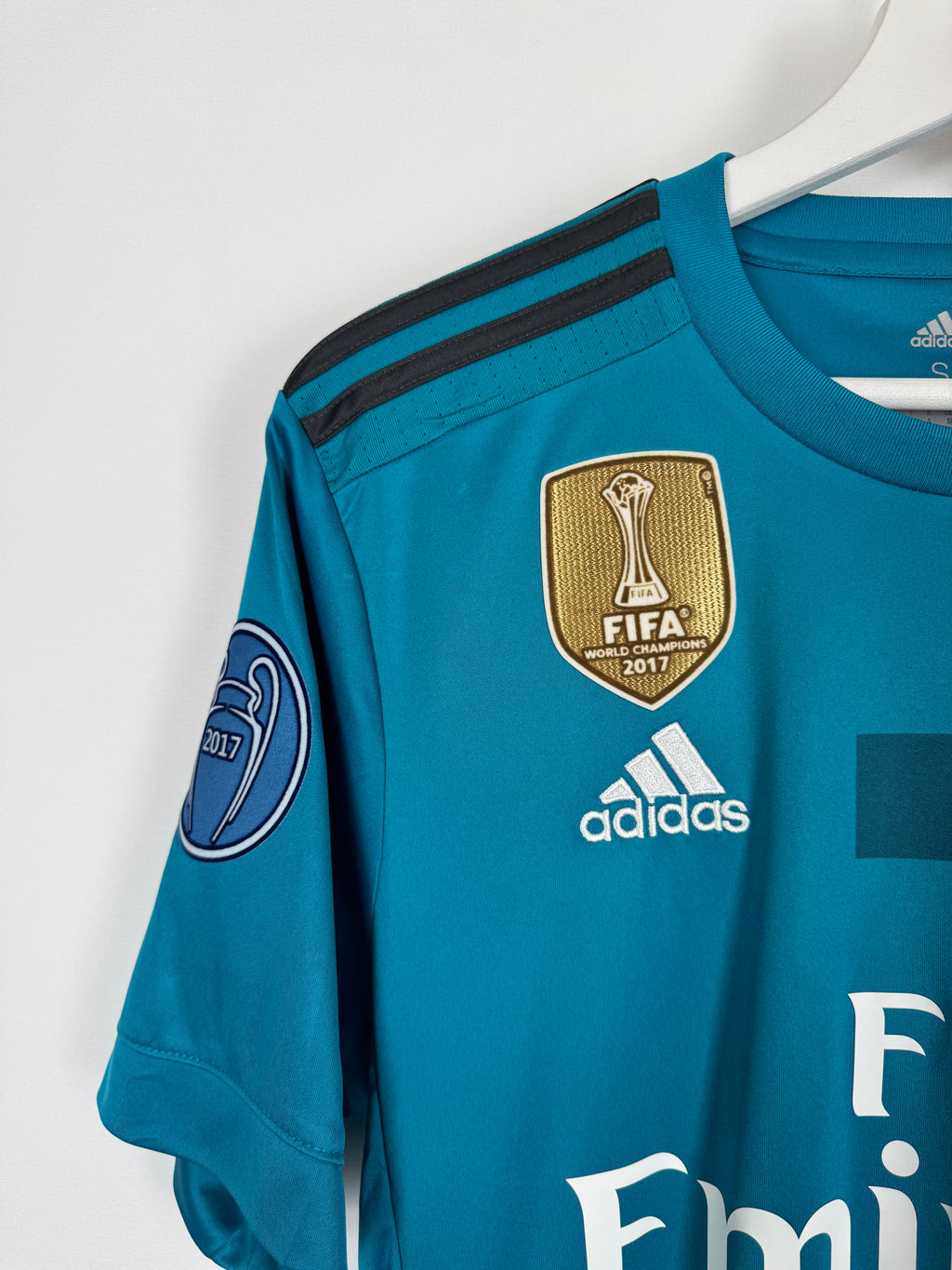 REAL MADRID 2017/2018 THIRD FOOTBALL SHIRT - RONALDO #7 (S)