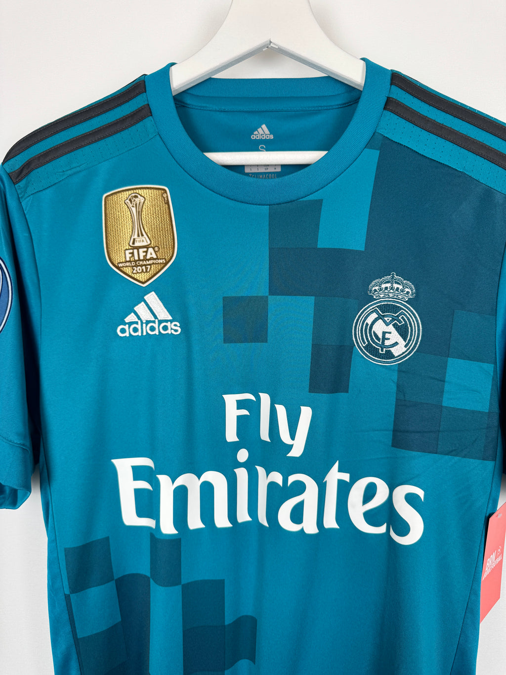 REAL MADRID 2017/2018 THIRD FOOTBALL SHIRT - RONALDO #7 (S)