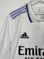 REAL MADRID 2022/2023 HOME FOOTBALL JERSEY - BENZEMA #9 BALLON D'OR (S)