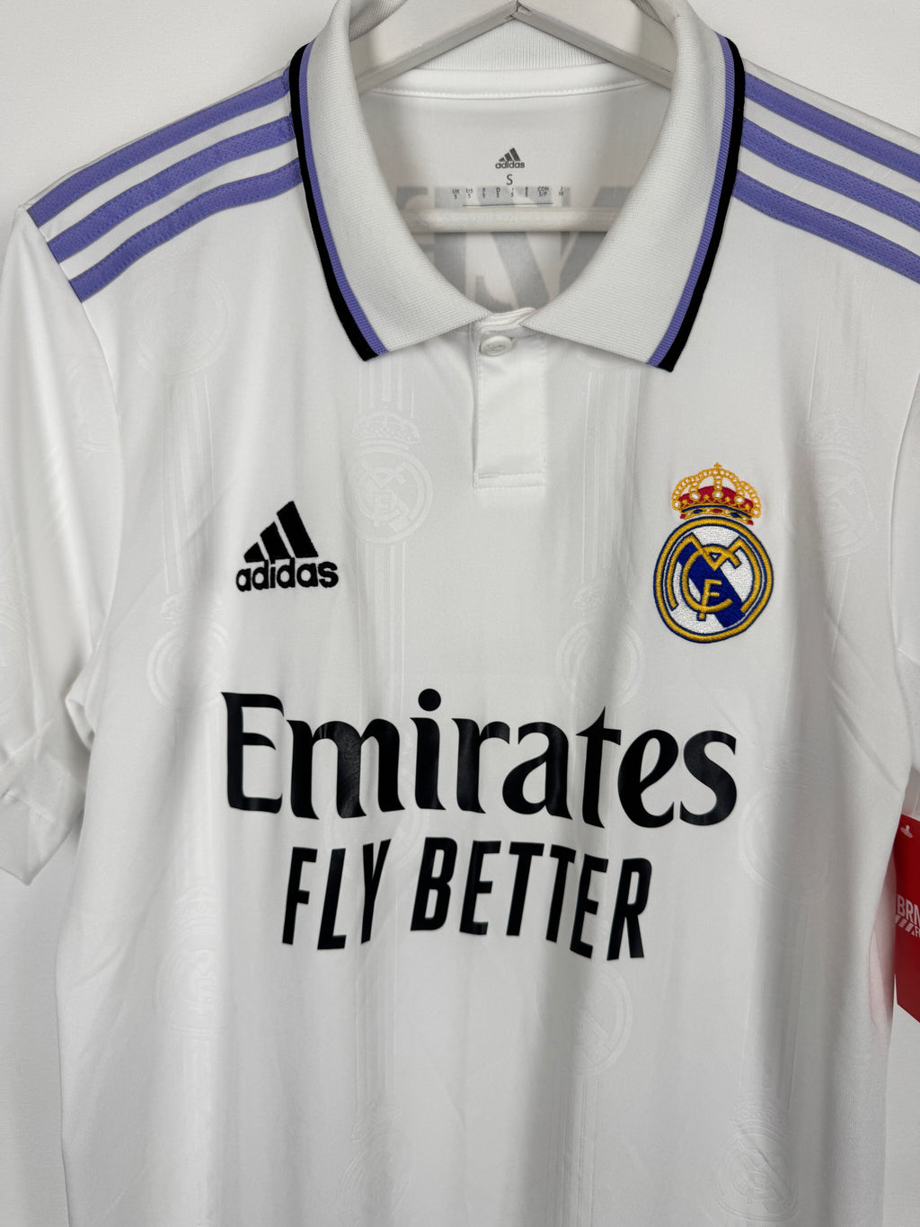 REAL MADRID 2022/2023 HOME FOOTBALL JERSEY - BENZEMA #9 BALLON D'OR (S)