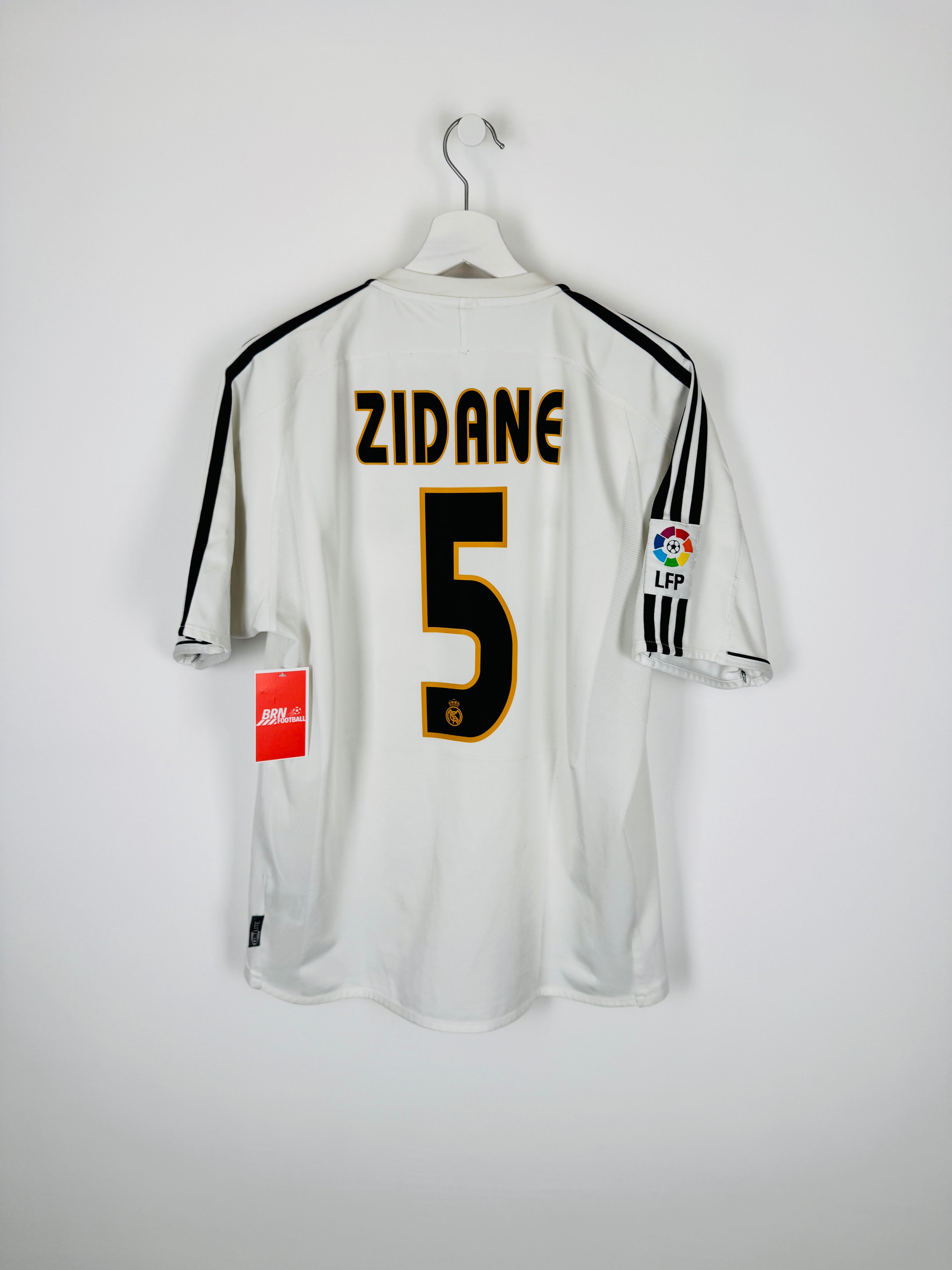 REAL MADRID 2003/2004 HOME FOOTBALL SHIRT - ZIDANE #5 (M)