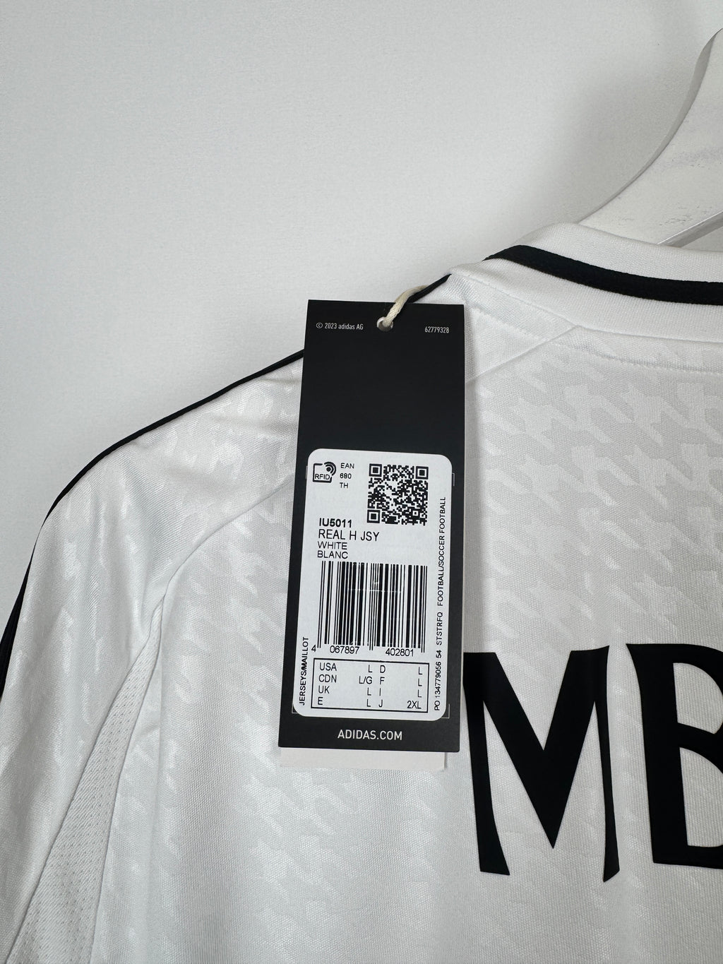 REAL MADRID 2024/2025 HOME FOOTBALL JERSEY NEW - MBAPPÉ #9 (L)