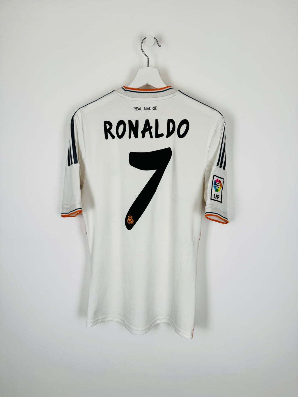 REAL MADRID 2013/2014 HOME FOOTBALL SHIRT - RONALDO #7 (S)
