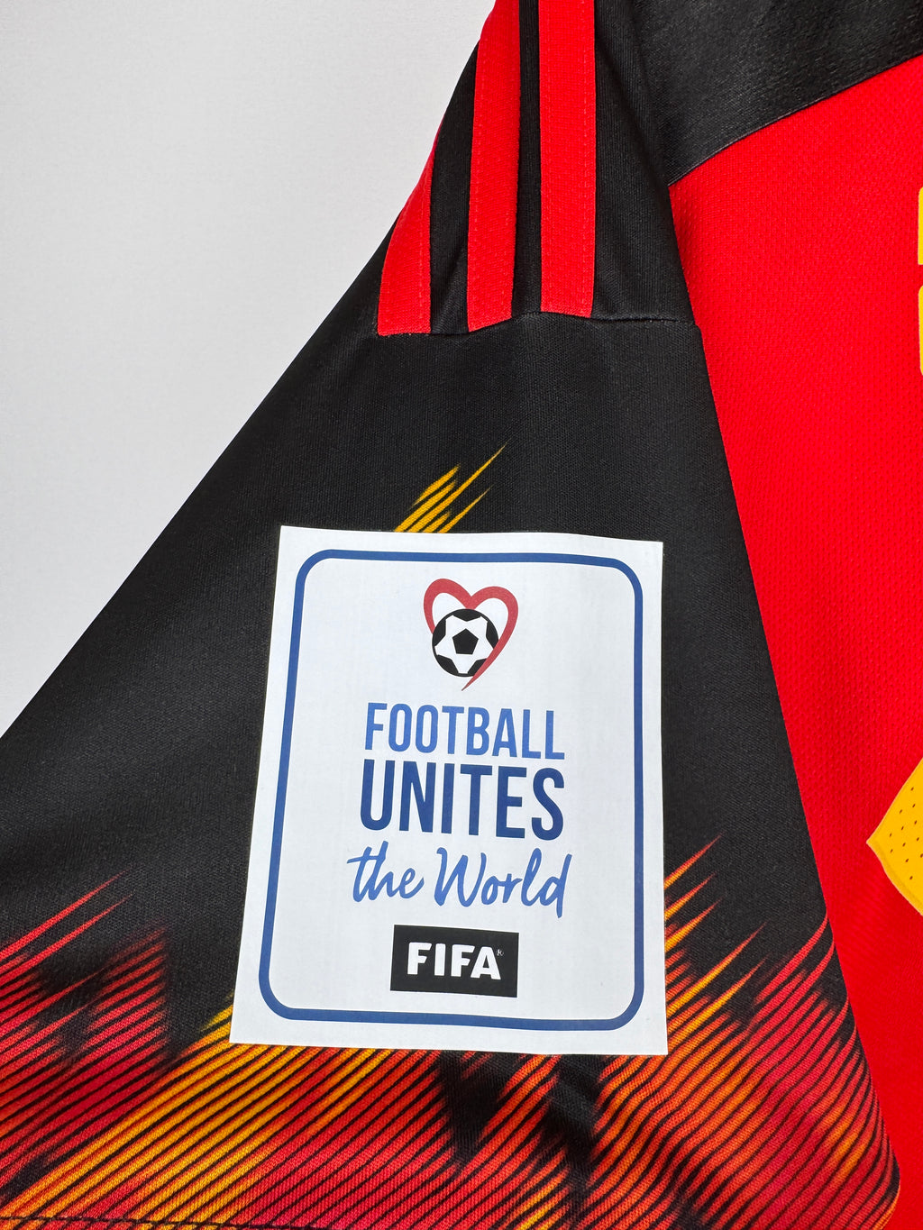 MAILLOT DE FOOTBALL BELGIQUE 2022 DOMICILE - EDEN HAZARD #10 (M)
