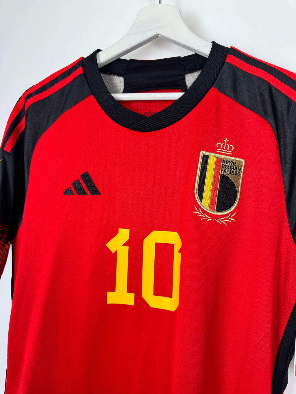 MAILLOT DE FOOTBALL BELGIQUE 2022 DOMICILE - EDEN HAZARD #10 (M)
