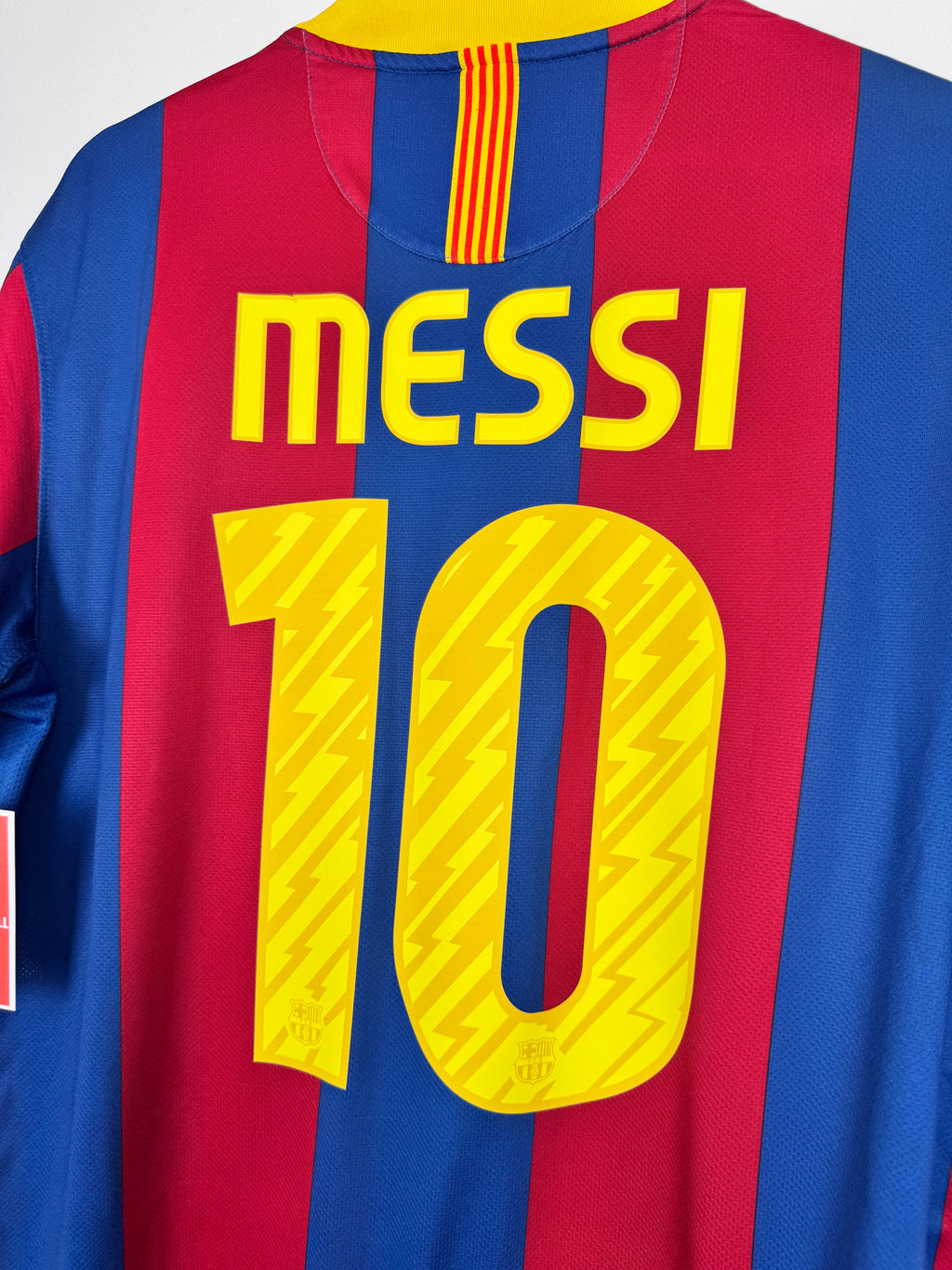 MAILLOT DE FOOTBALL BARCELONE 2010/2011 DOMICILE - LEO MESSI #10 (L)
