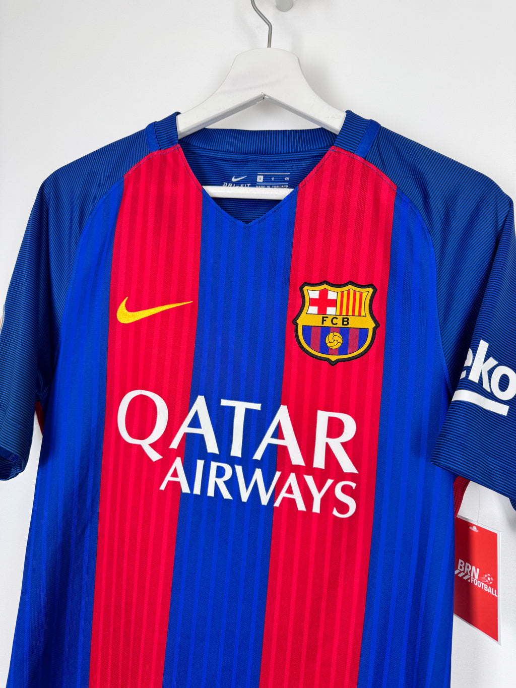 MAILLOT DE FOOTBALL BARCELONE 2016/2017 DOMICILE - LEO MESSI #10 (S)