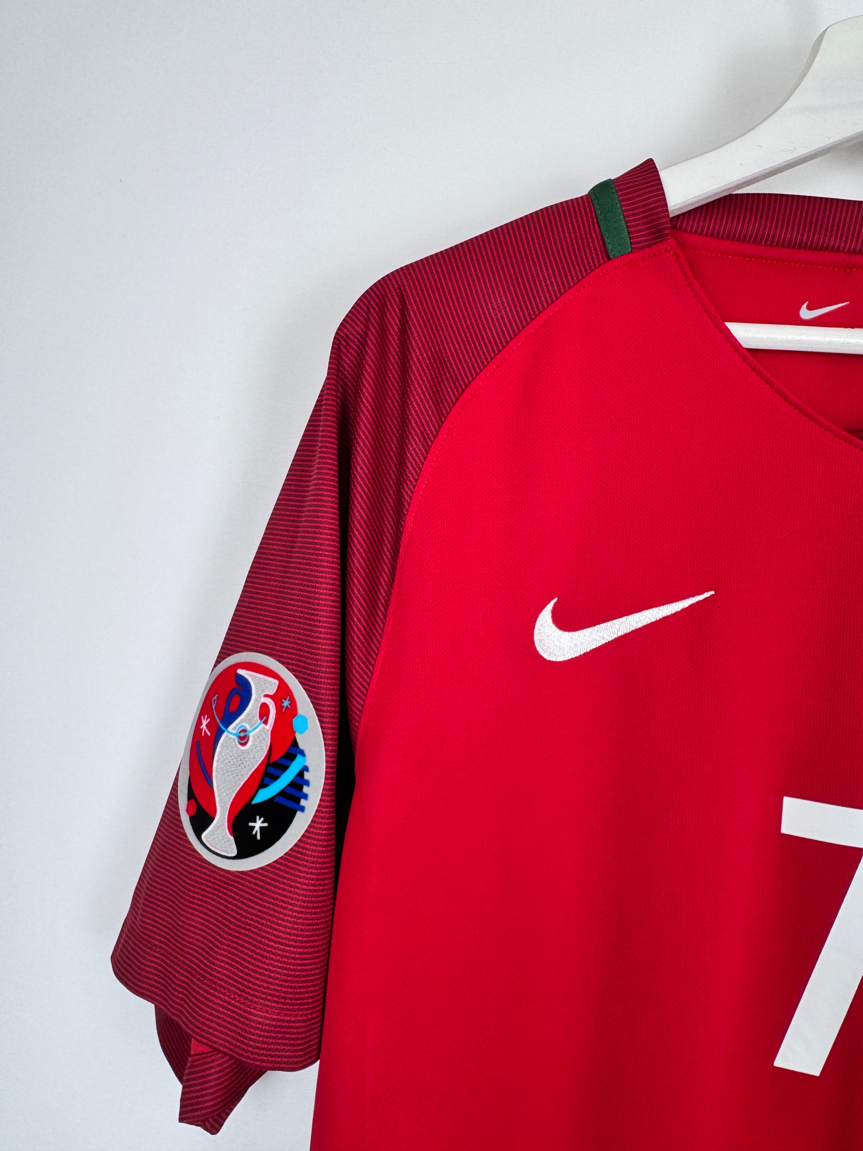 MAILLOT DE FOOTBALL PORTUGAL 2016 DOMICILE - CRISTIANO RONALDO #7 (L)