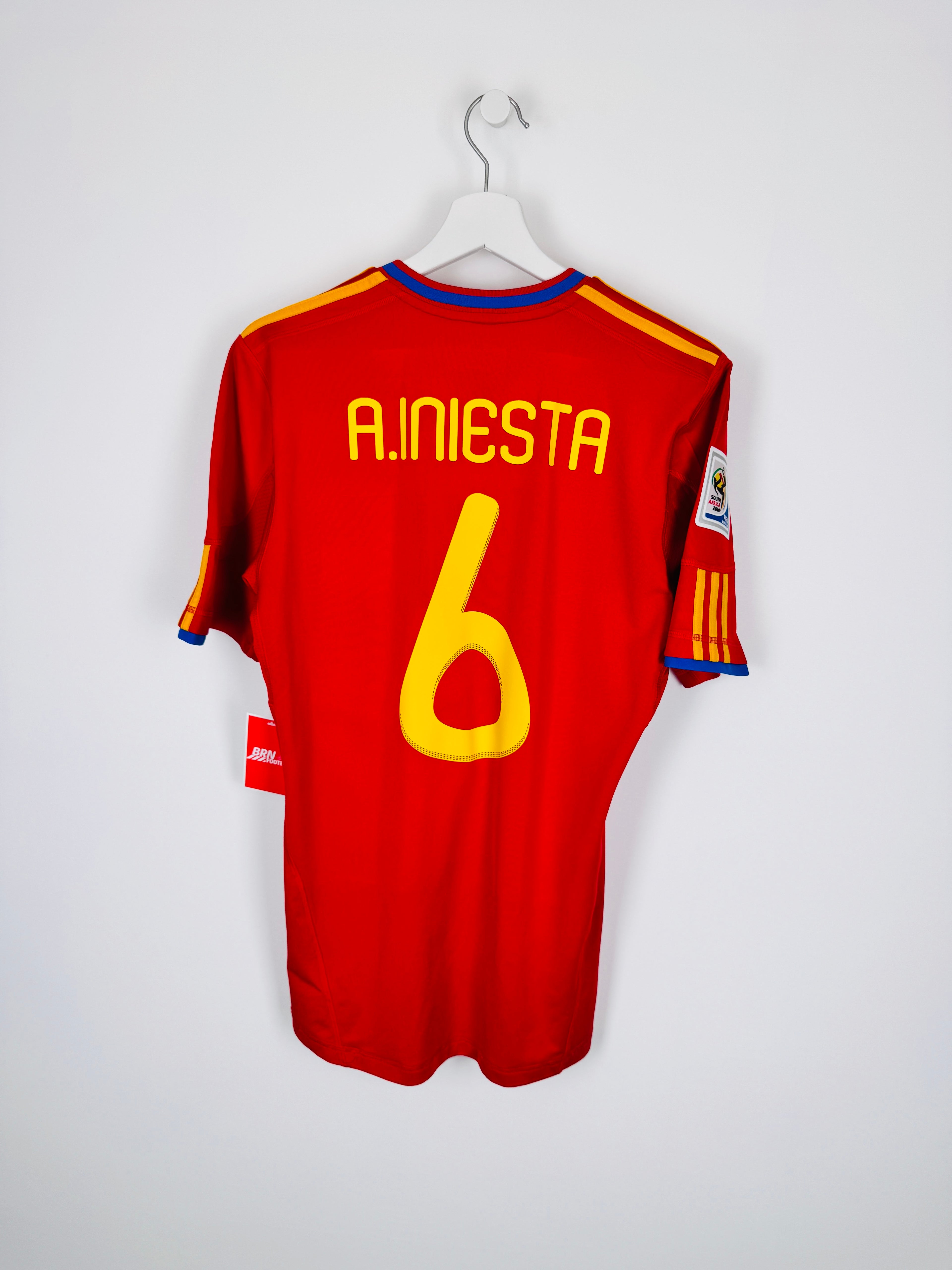 MAILLOT DE FOOTBALL ESPAGNE 2010 DOMICILE - ANDRES INIESTA #6 (S)