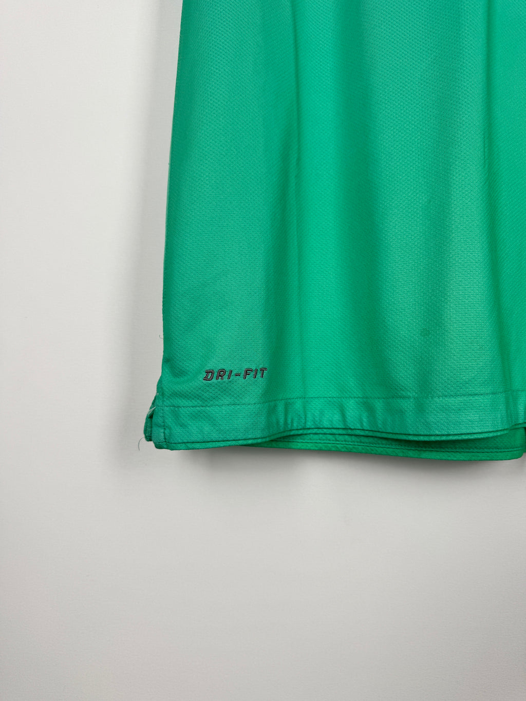 BARCELONA 2010/2011 AWAY FOOTBALL SHIRT - MESSI #10 (S)