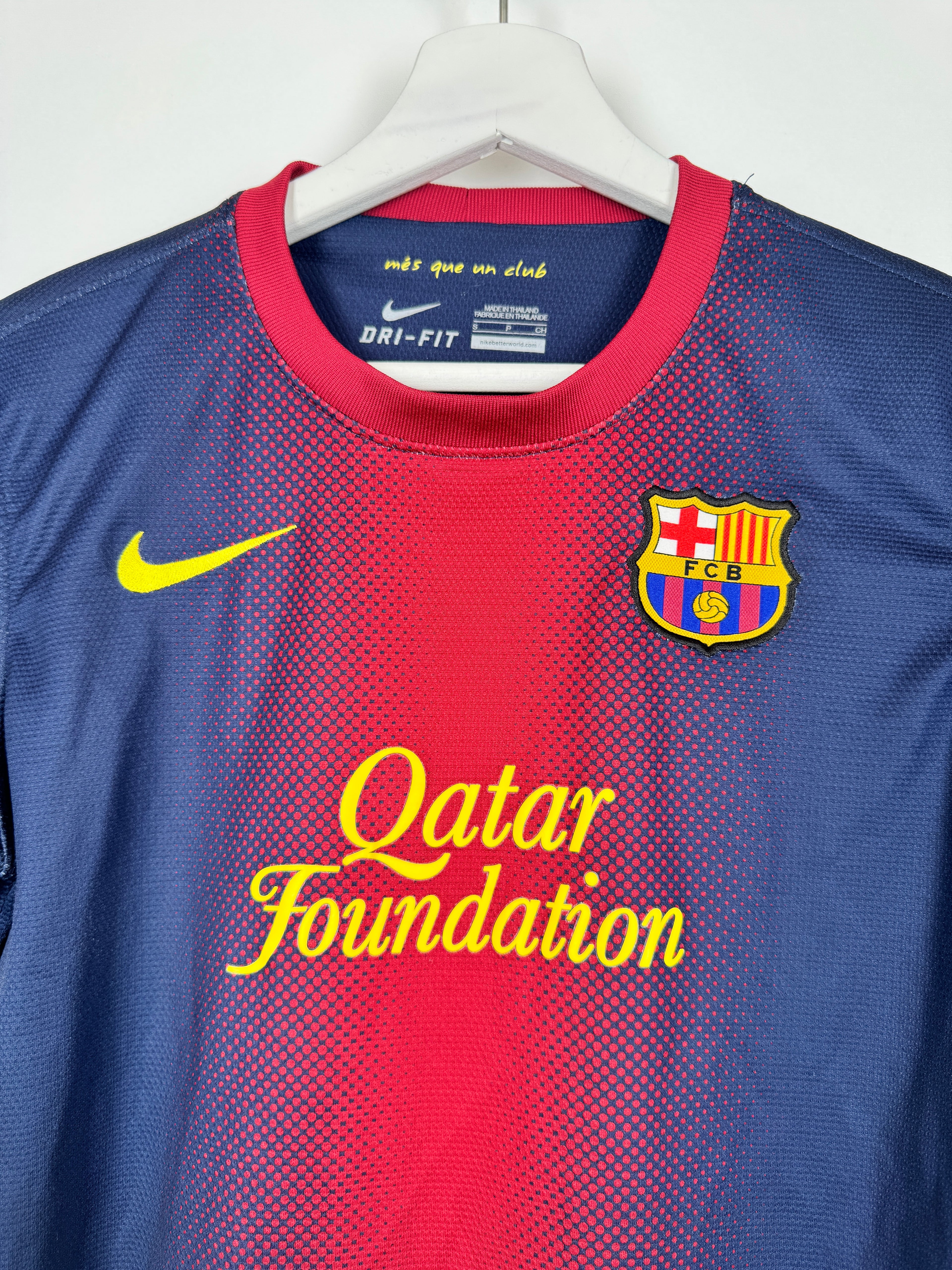 BARCELONA 2012/2013 HOME FOOTBALL JERSEY (S/36 WOMEN'S CUT)