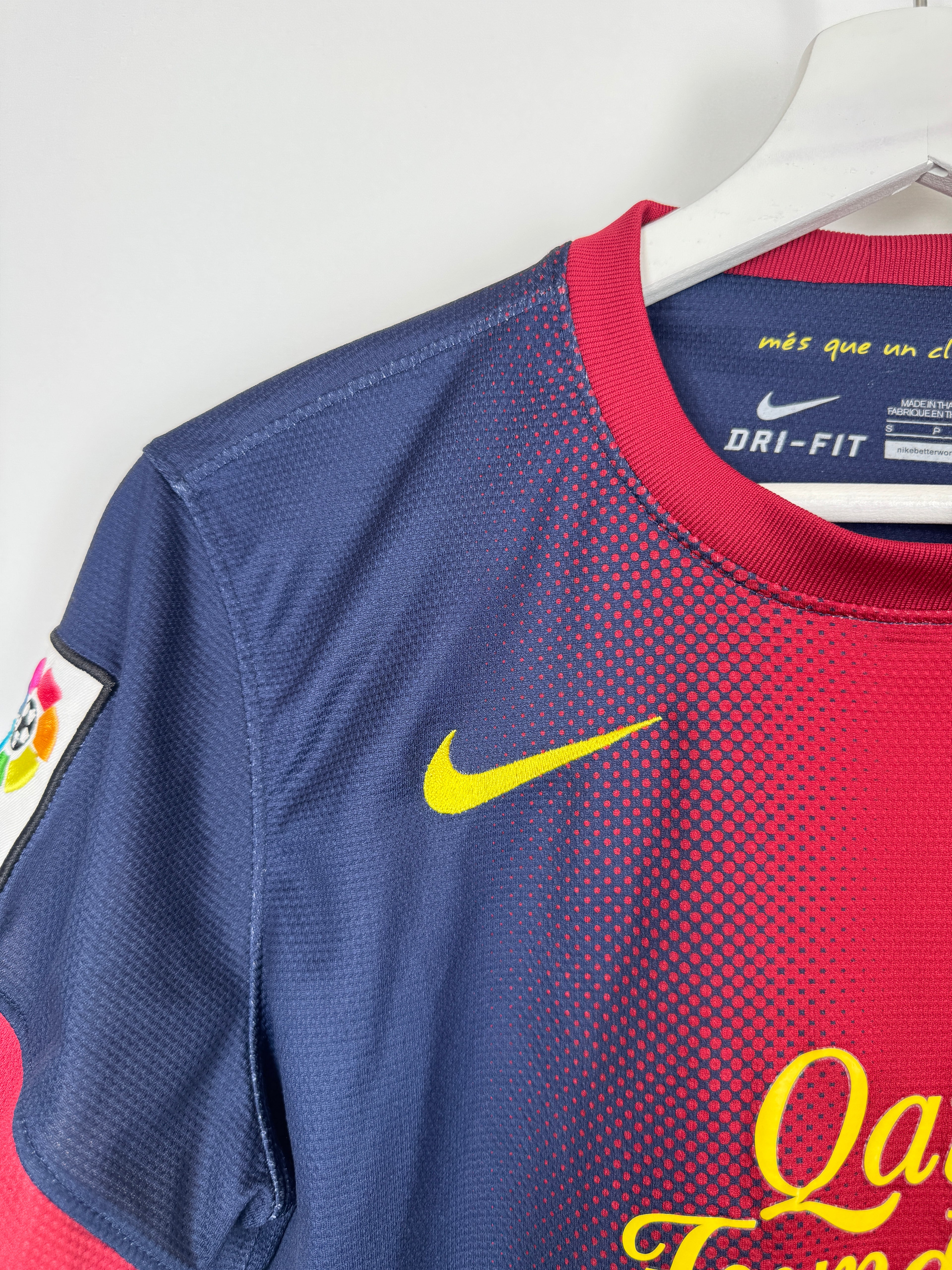 BARCELONA 2012/2013 HOME FOOTBALL JERSEY (S/36 WOMEN'S CUT)