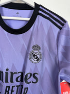 REAL MADRID 2022/2023 AWAY FOOTBALL JERSEY - VINI JR. #20 (M)