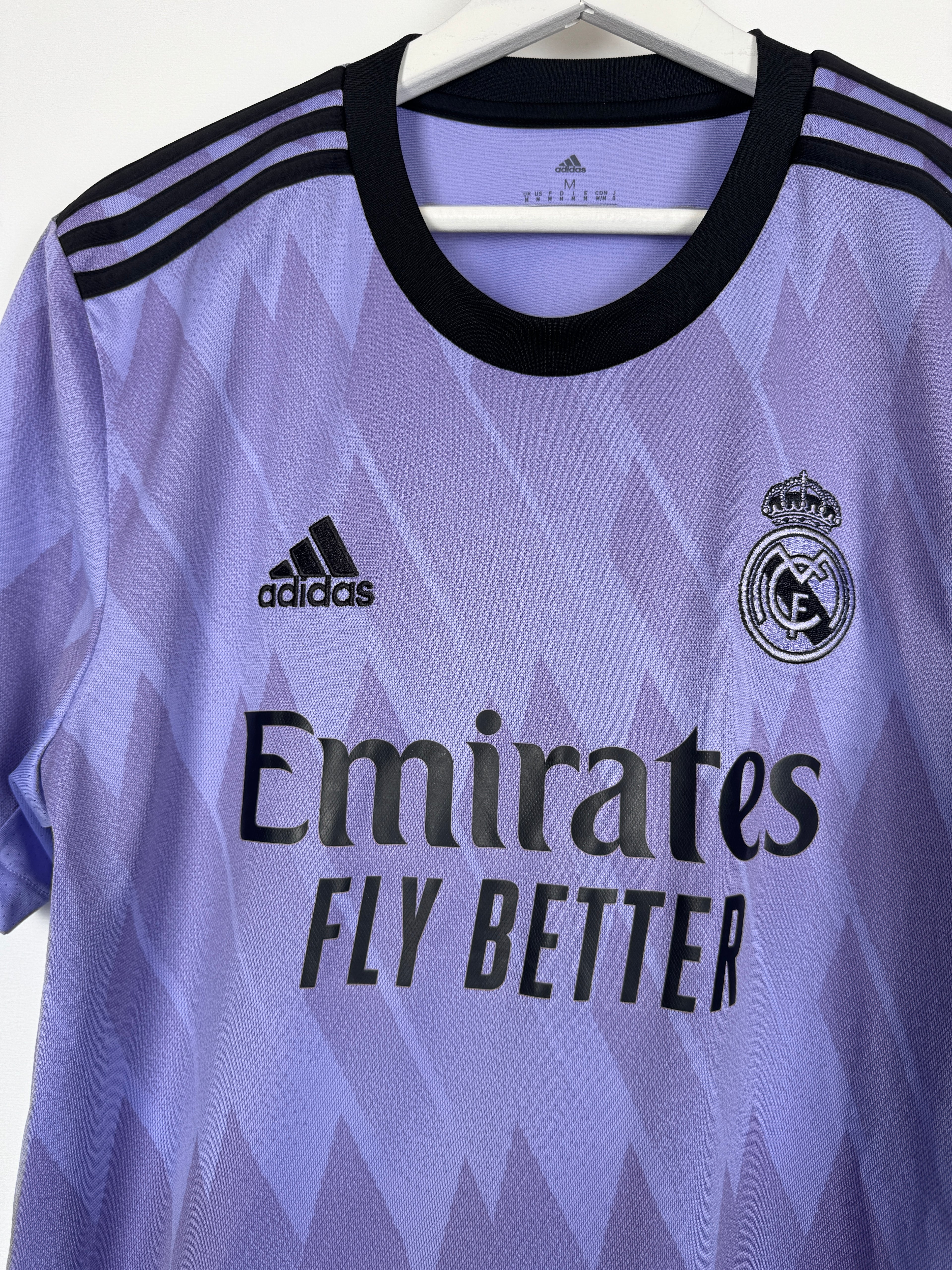 REAL MADRID 2022/2023 AWAY FOOTBALL JERSEY - VINI JR. #20 (M)